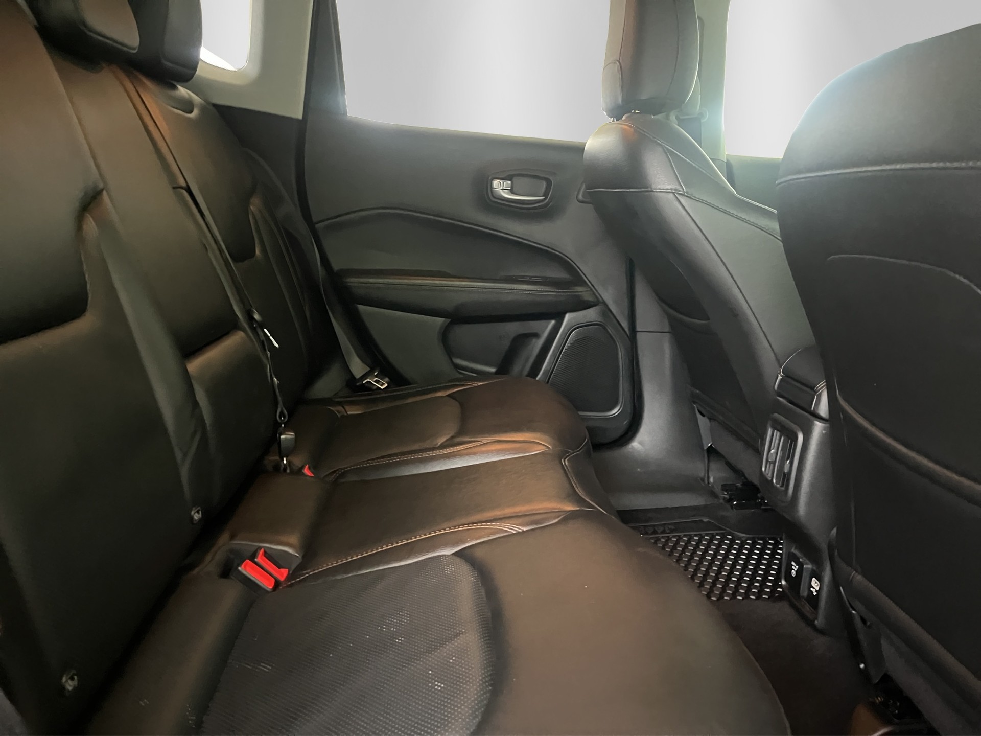 JEEP Compass 2.0CRD Limited AWD 9ATX-image-15