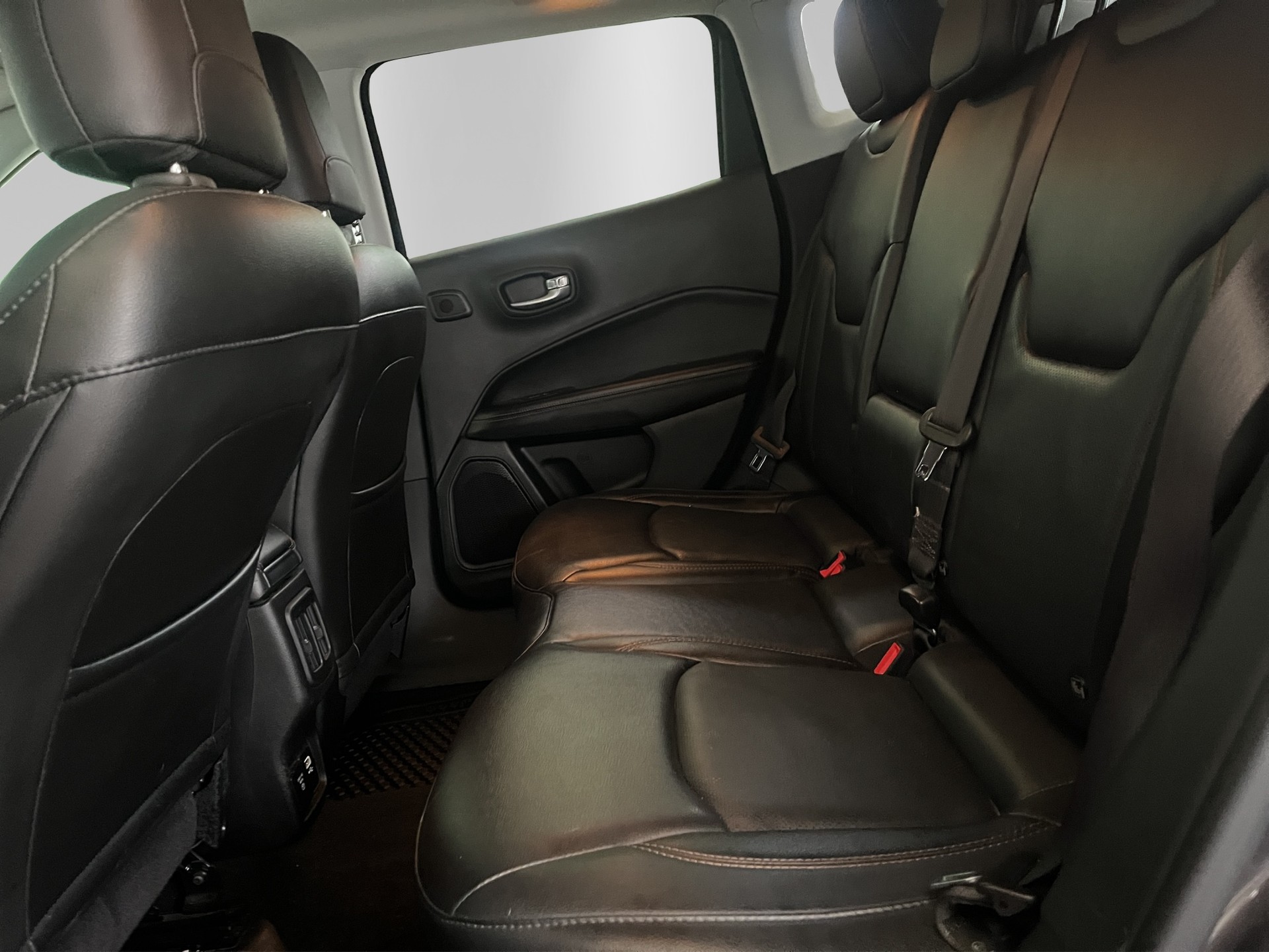 JEEP Compass 2.0CRD Limited AWD 9ATX-image-14