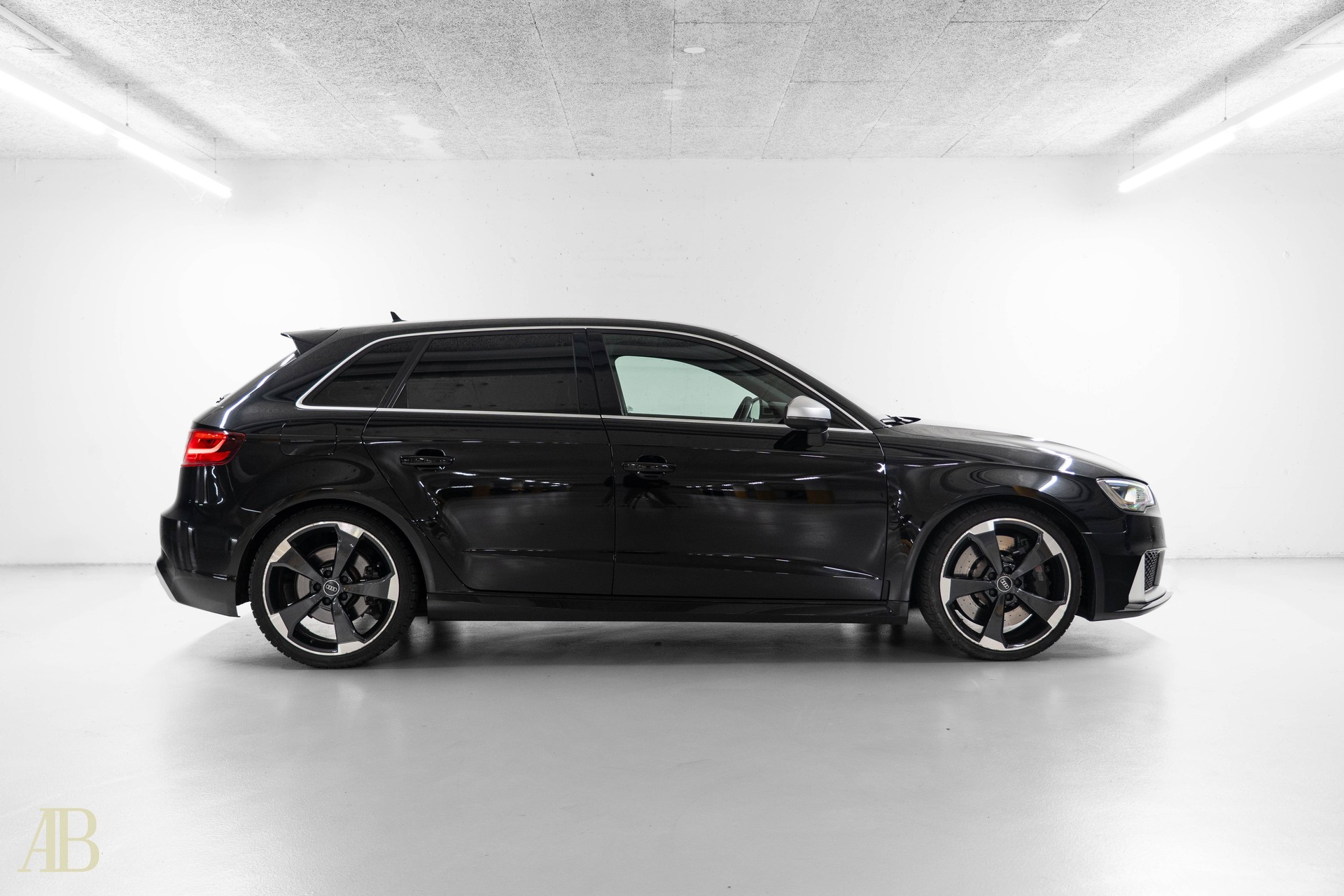 AUDI RS3 2.5 TSI quattro S-tronic - Ohne OPF - CH-Fahrzeug-image-8