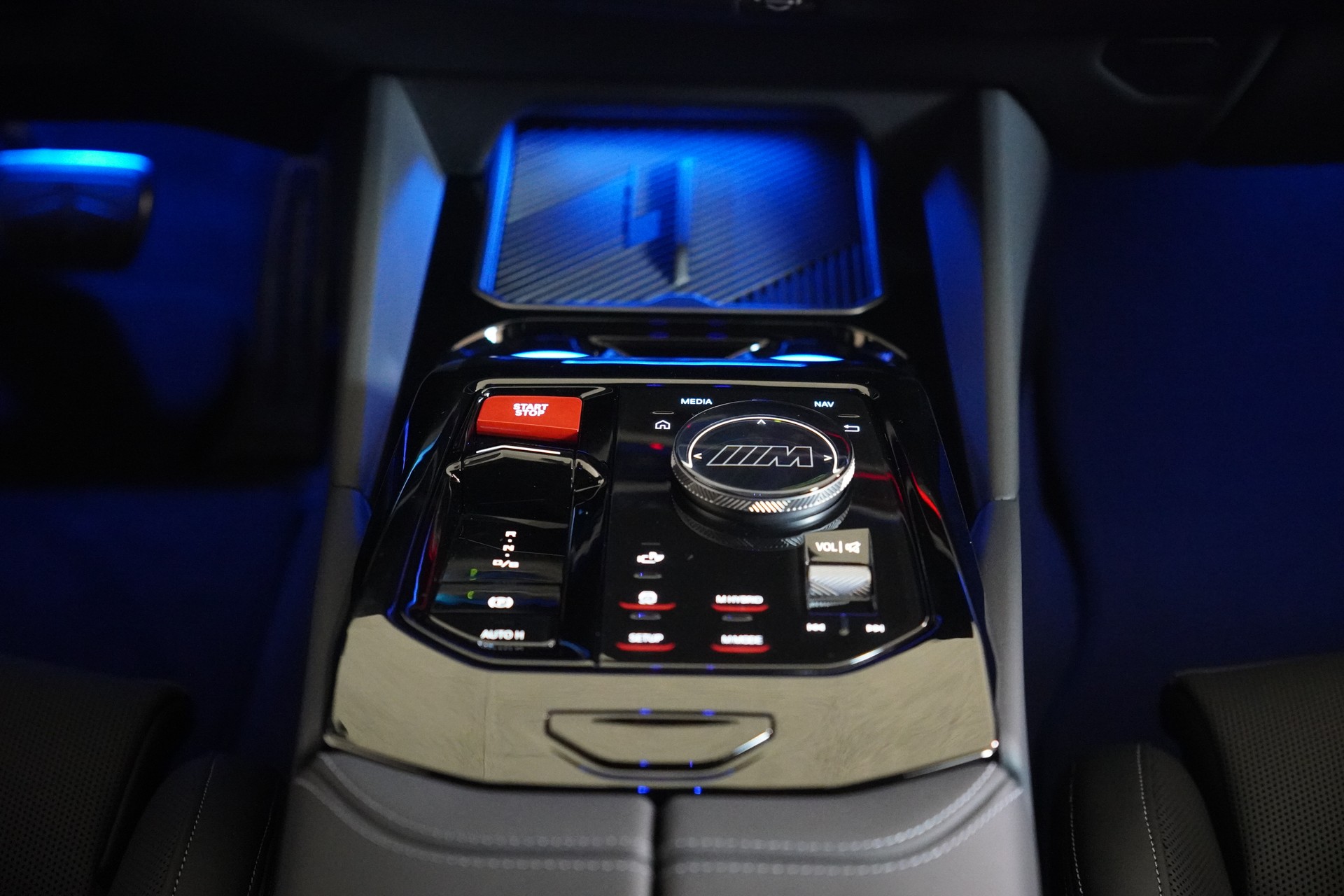 BMW M5 xDrive Touring-image-19