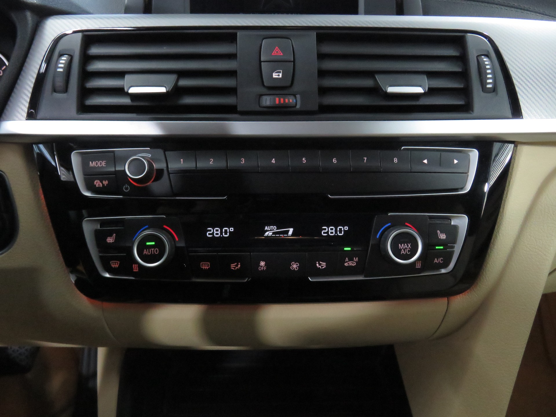BMW 420d Gran Coupé xDrive Luxury Line Steptronic (Automat)-image-12