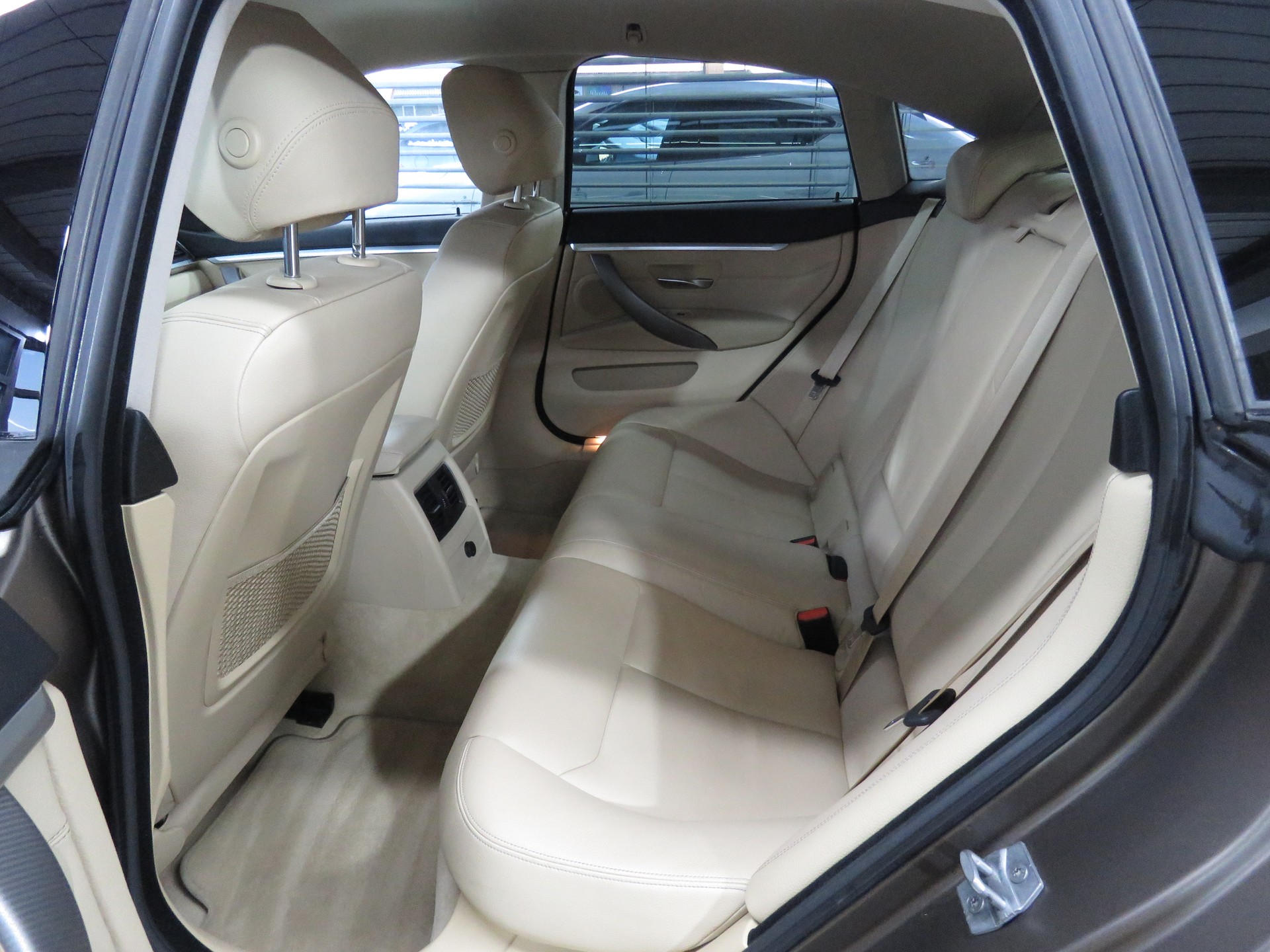 BMW 420d Gran Coupé xDrive Luxury Line Steptronic (Automat)-image-8
