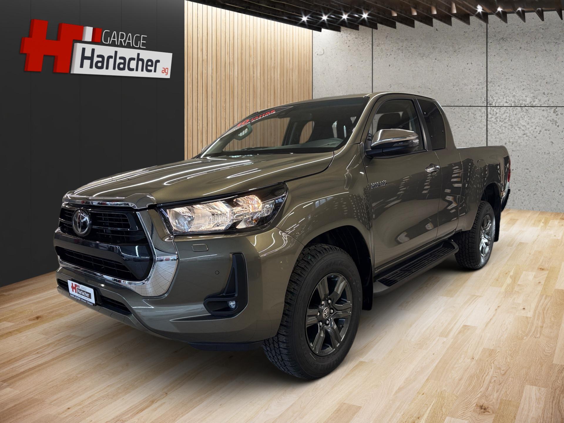 TOYOTA Hilux Extra Cab.-Pick-up 2.8 D-4D 204 Style