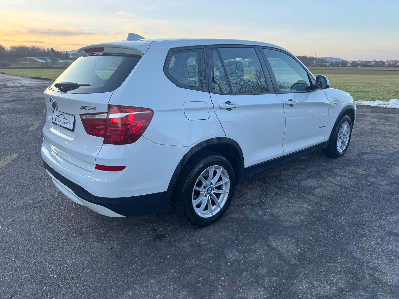 BMW X3 xDrive 20d xLine Steptronic-image-5