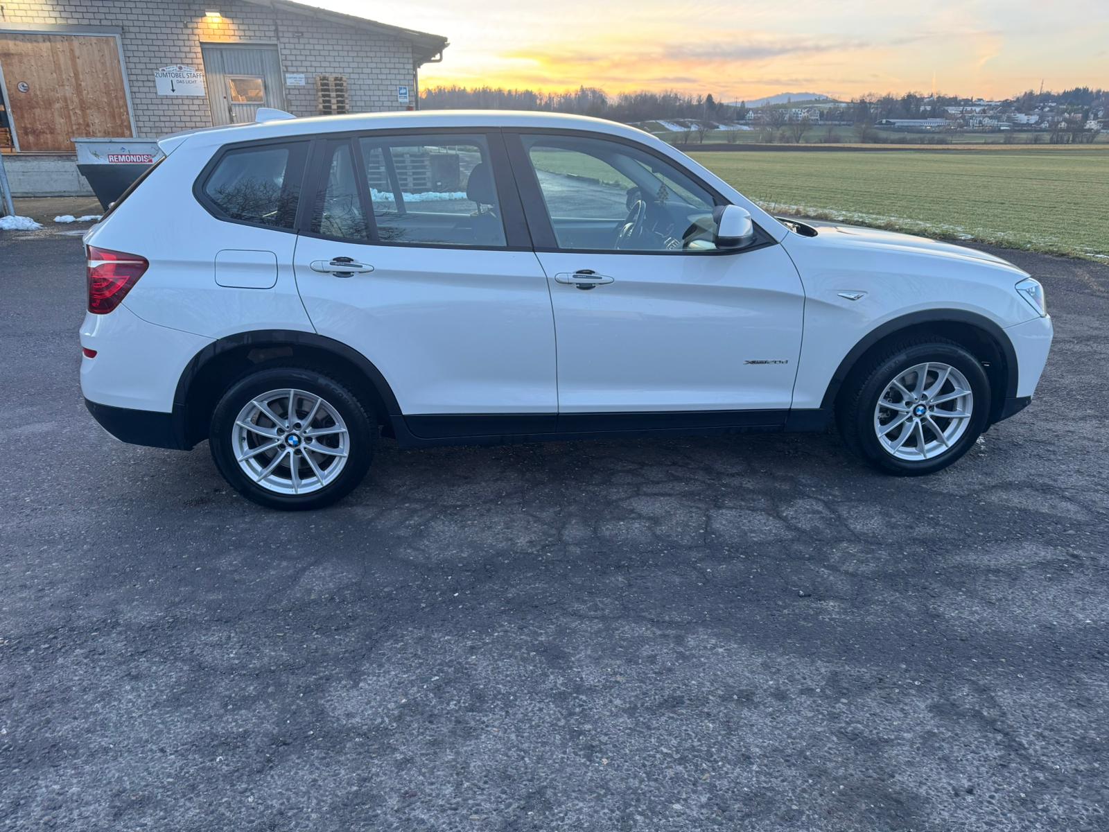 BMW X3 xDrive 20d xLine Steptronic-image-9