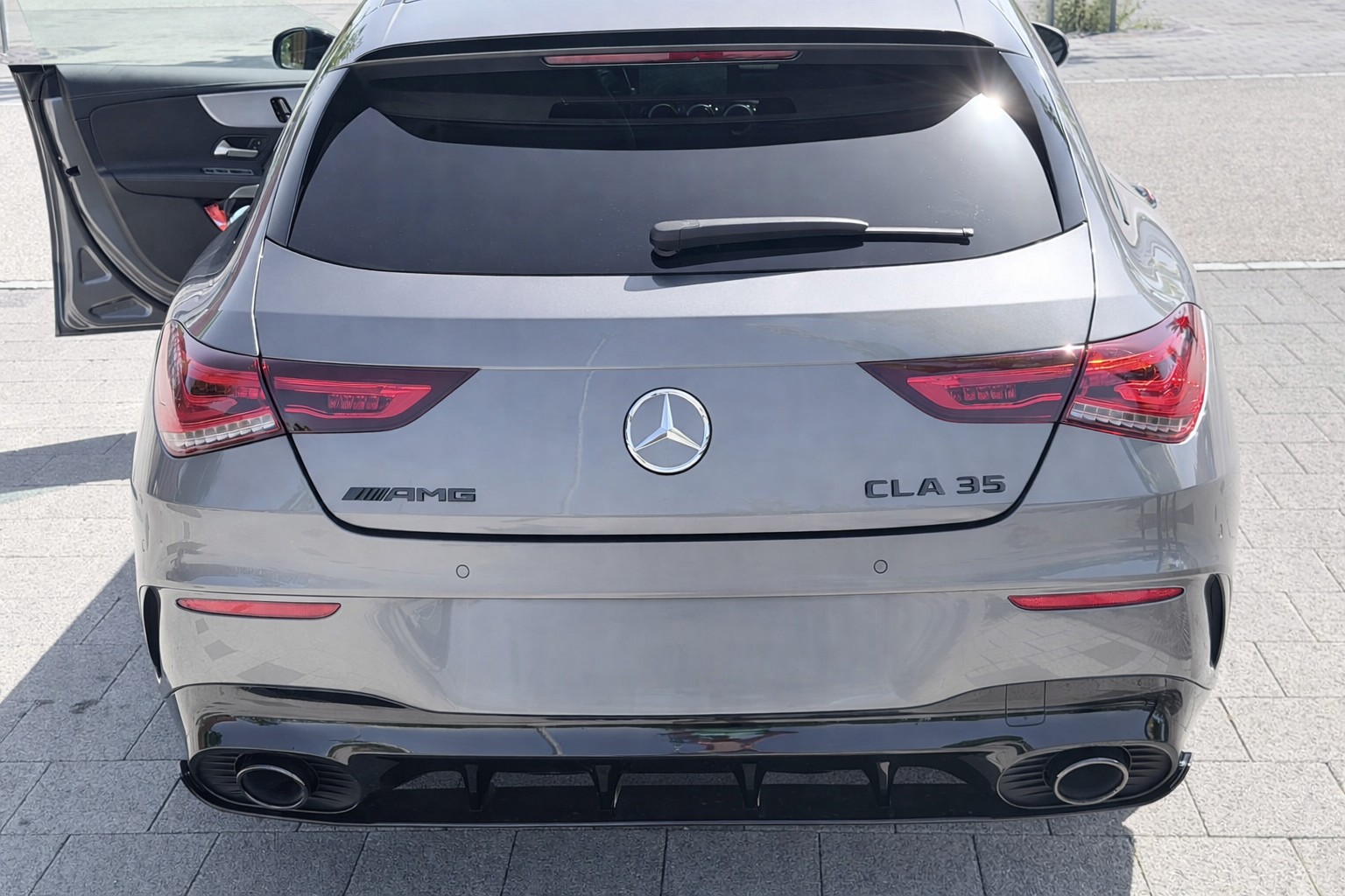 MERCEDES-BENZ CLA 35 AMG 4Matic 7G-DCT Shooting Brake-image-3
