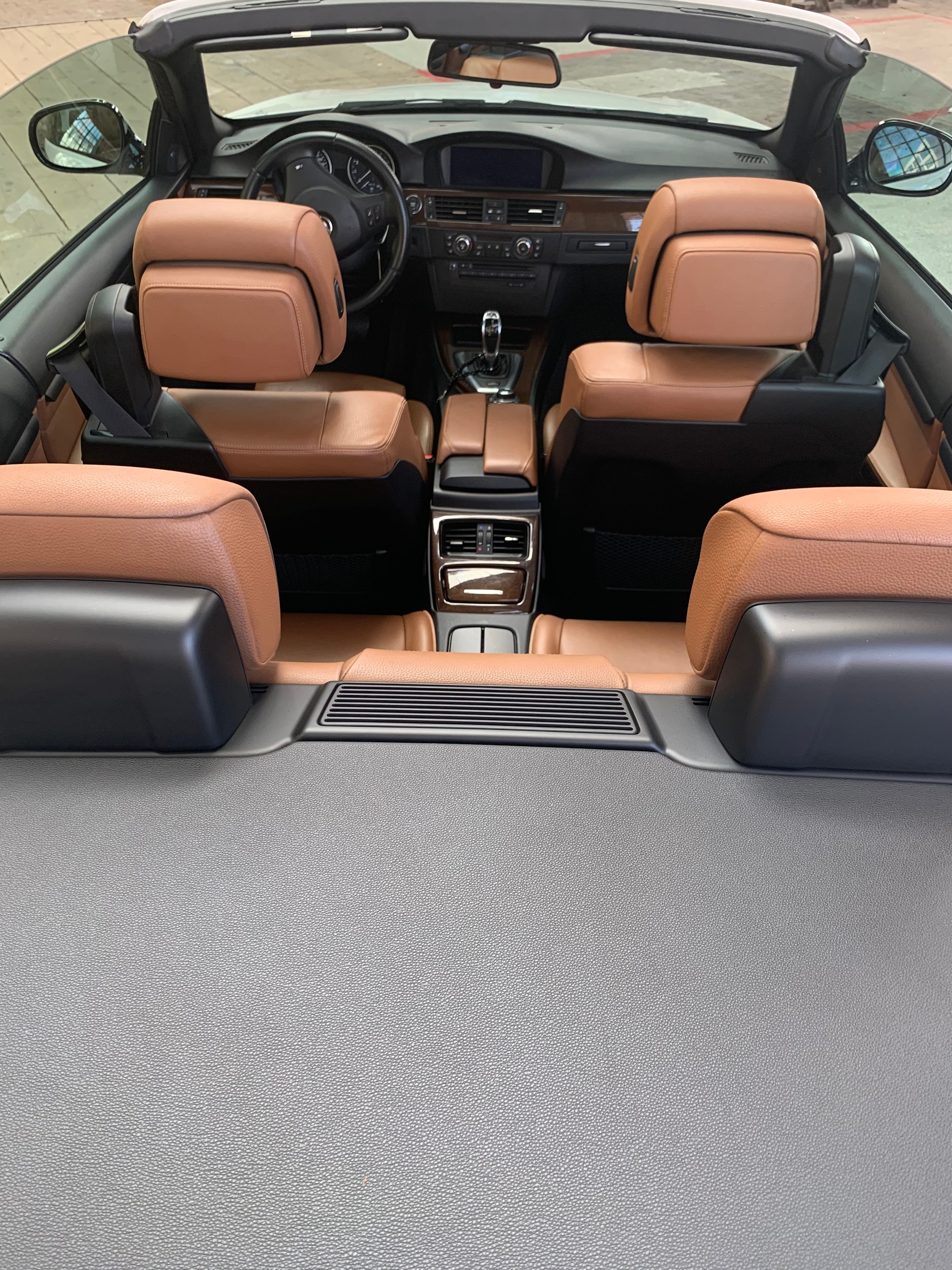 BMW 335i Cabriolet DSG-image-5