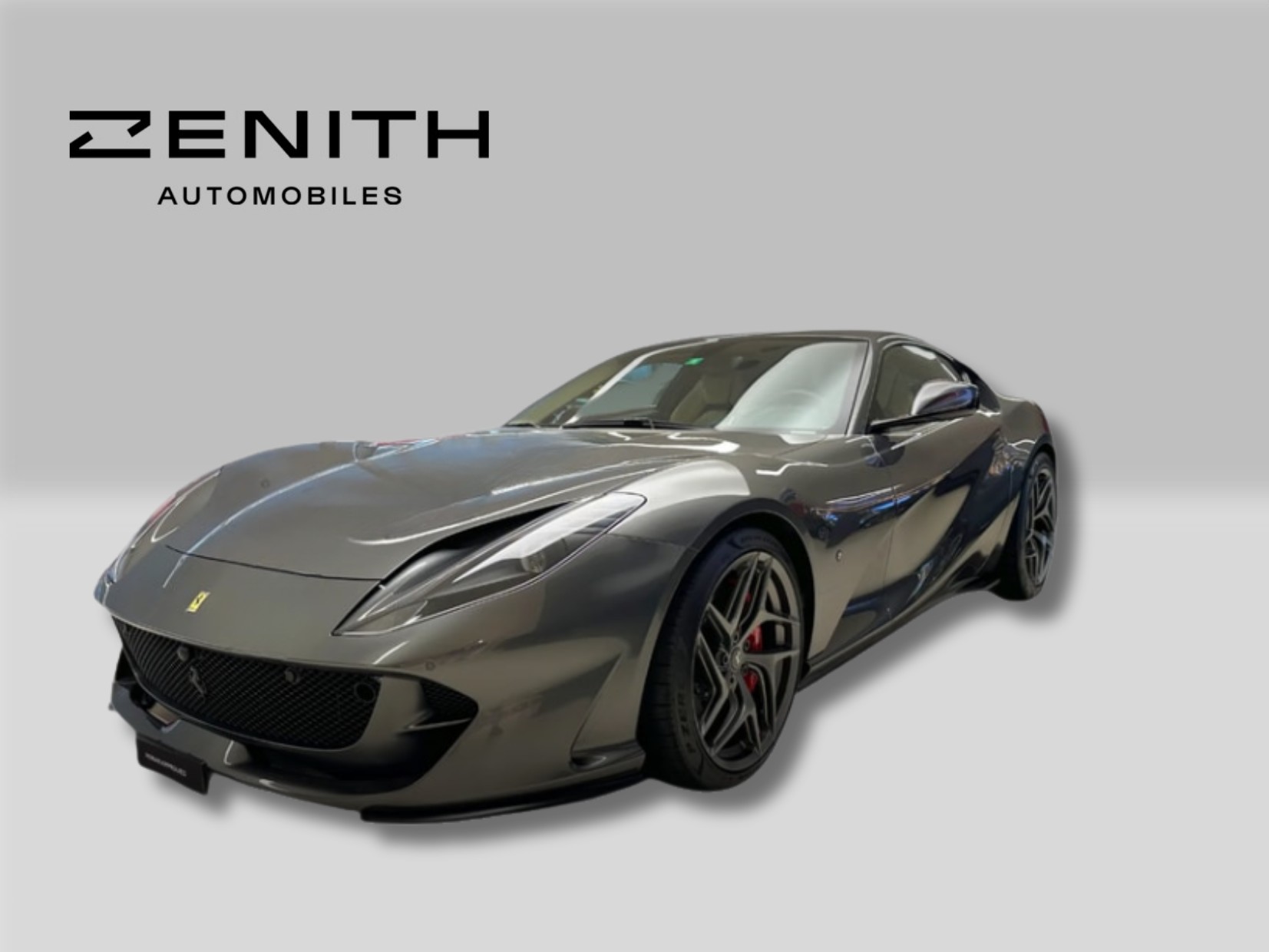 FERRARI 812 Superfast-image-0