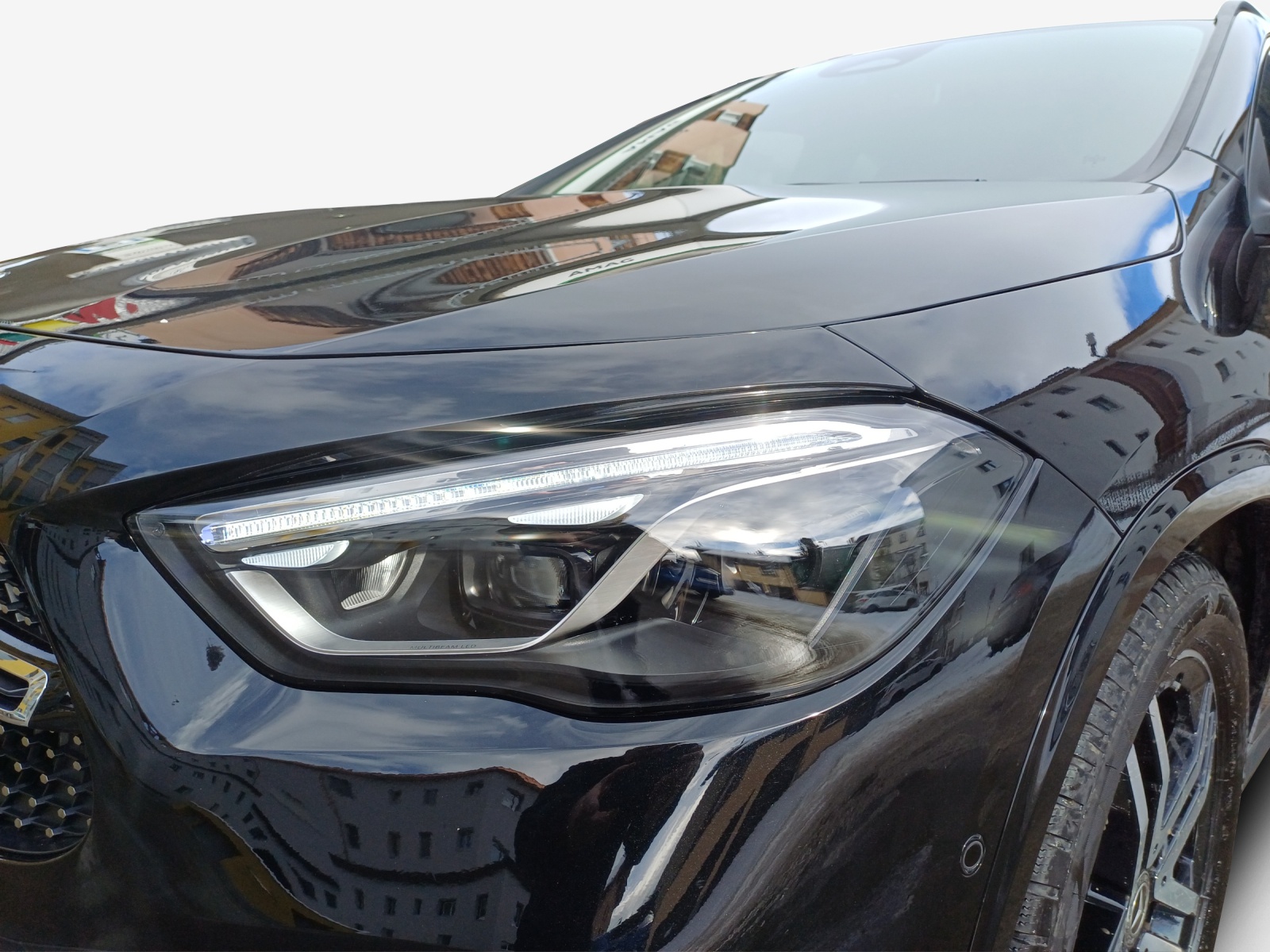 MERCEDES-BENZ GLA 250 4Matic 8G-DCT-image-15