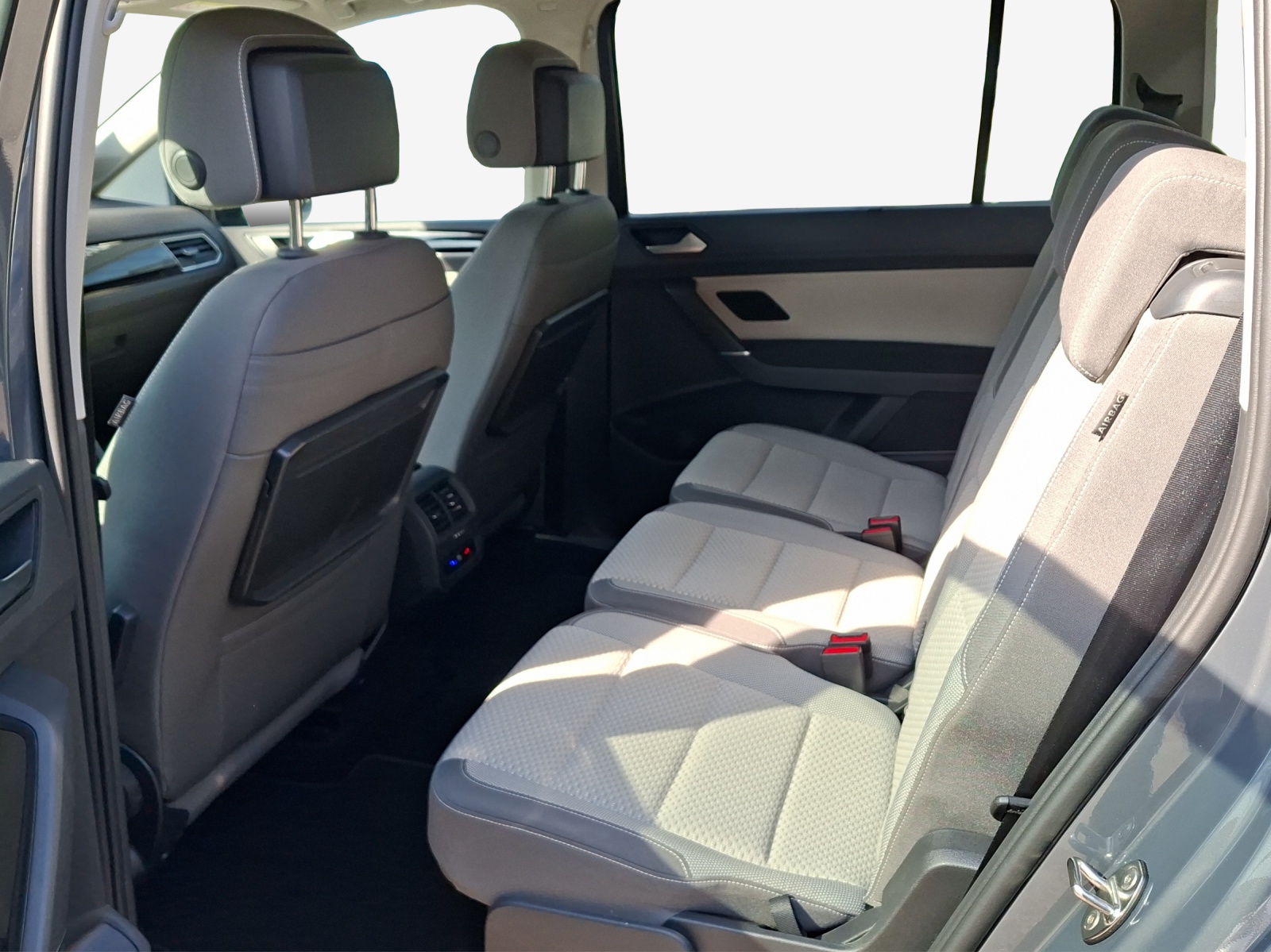 VW Touran 1.5 TSI EVO Comfortline DSG-image-11