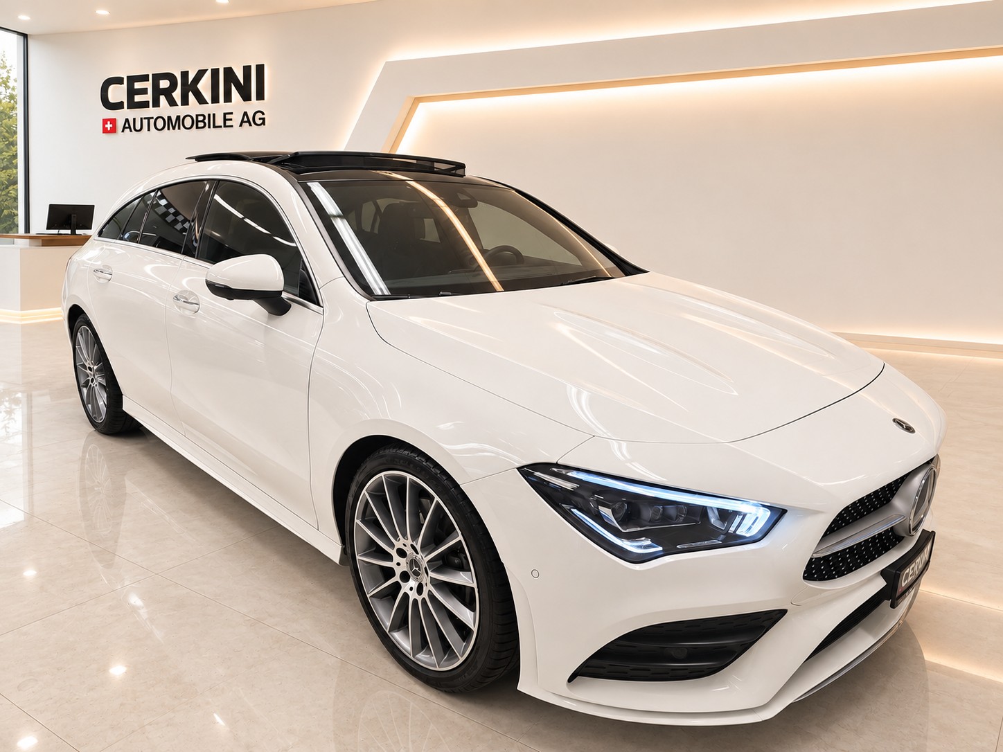 MERCEDES-BENZ CLA Shooting Brake 200 AMG Line 7G-DCT-showroom-element-2