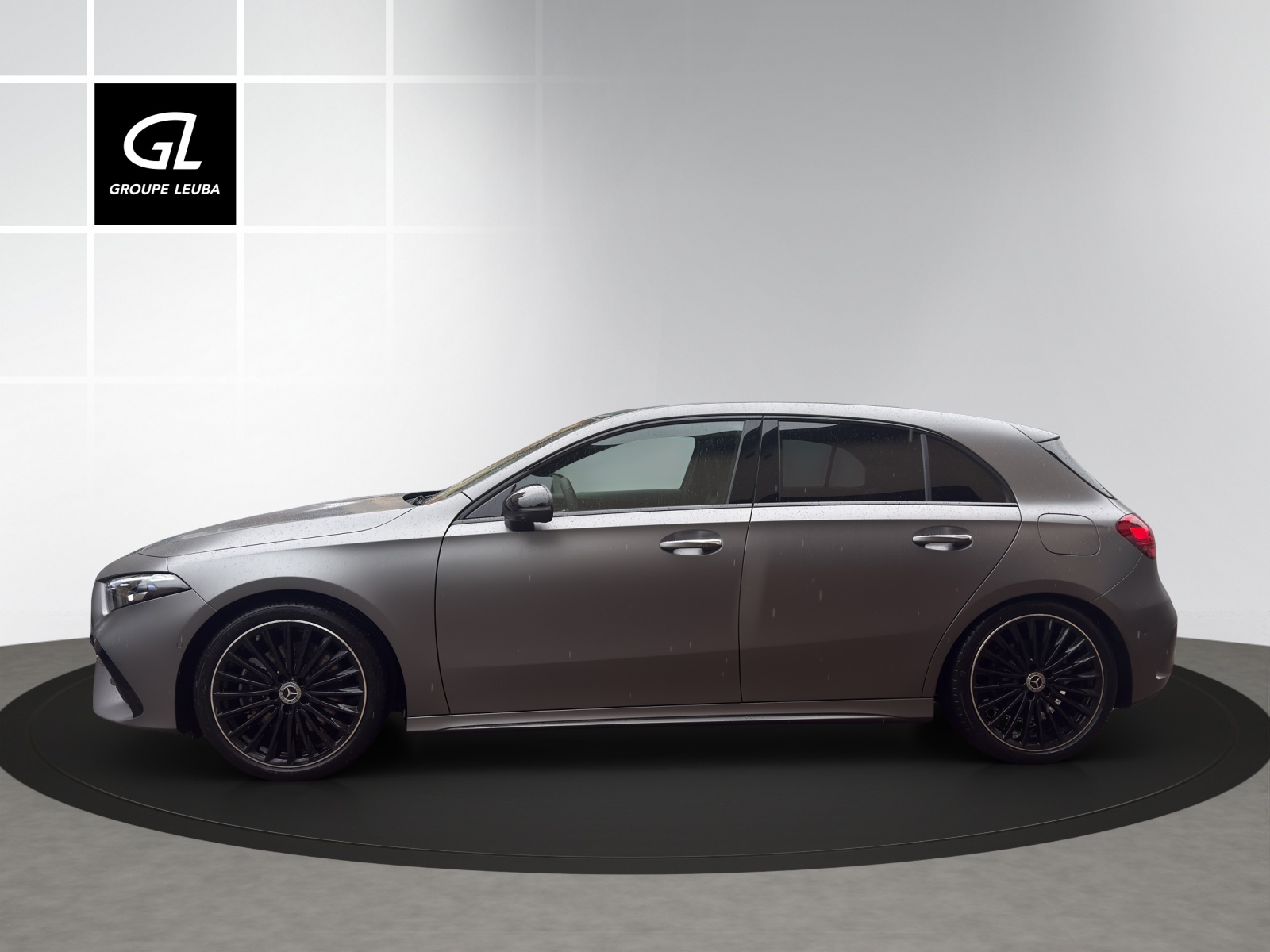 MERCEDES-BENZ A 220 4Matic 8G-DCT-image-2