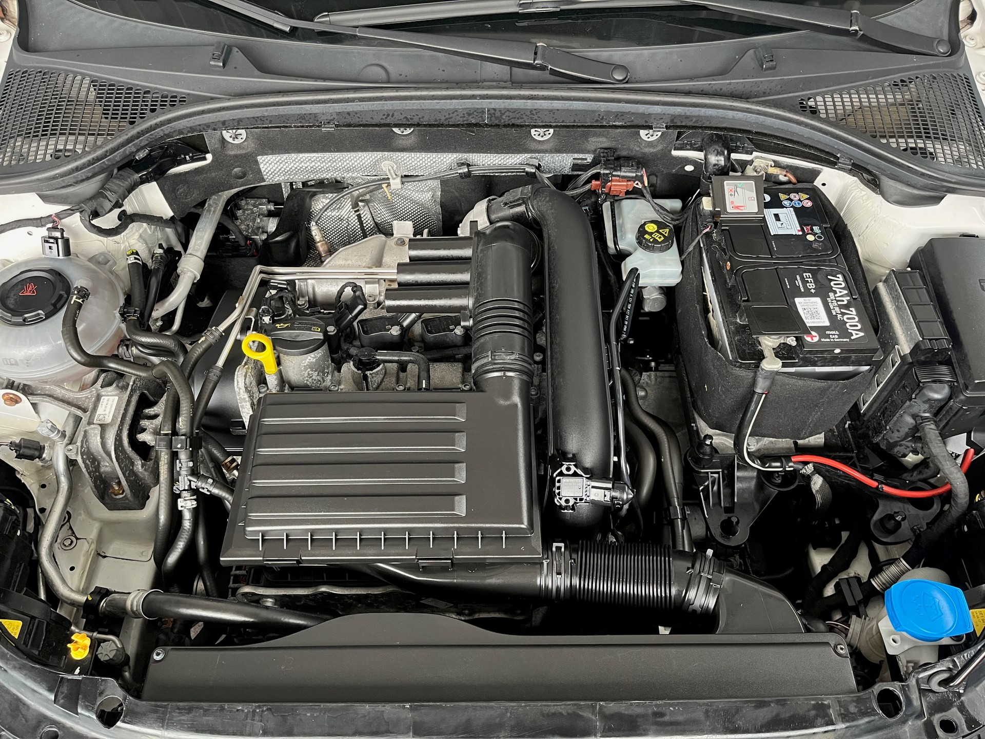 SKODA Octavia Combi 1.4 TSI Ambition DSG-image-12