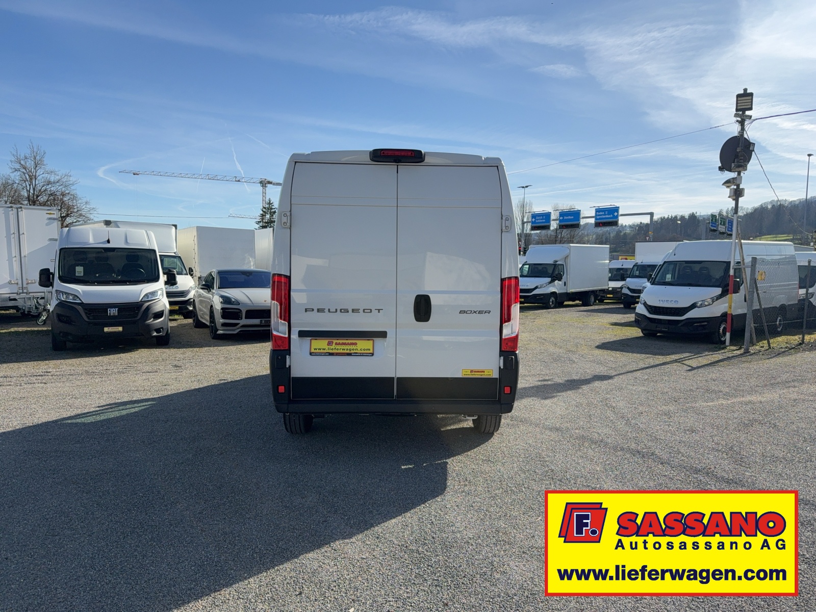 PEUGEOT Boxer 2.2 BlueHDI 140 335 L2H2 Speziell / Camper-image-11