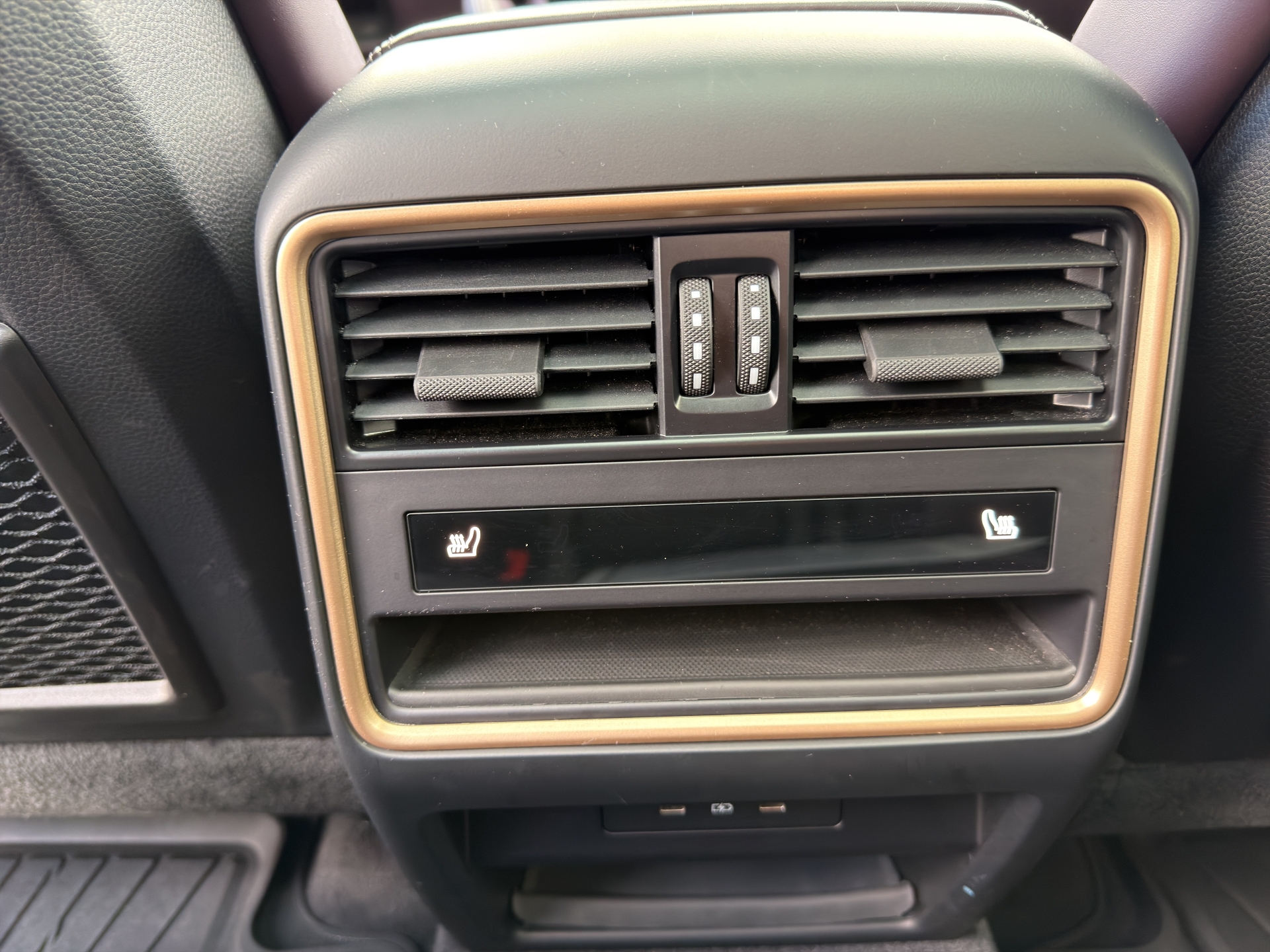 PORSCHE Cayenne Coupé 3.0 V6-image-22
