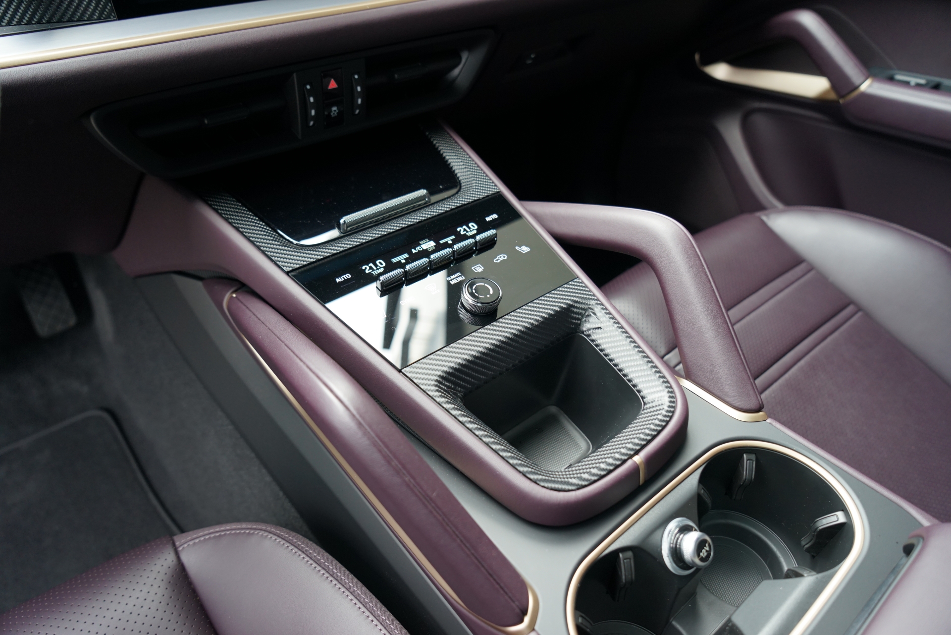 PORSCHE Cayenne Coupé 3.0 V6-image-12