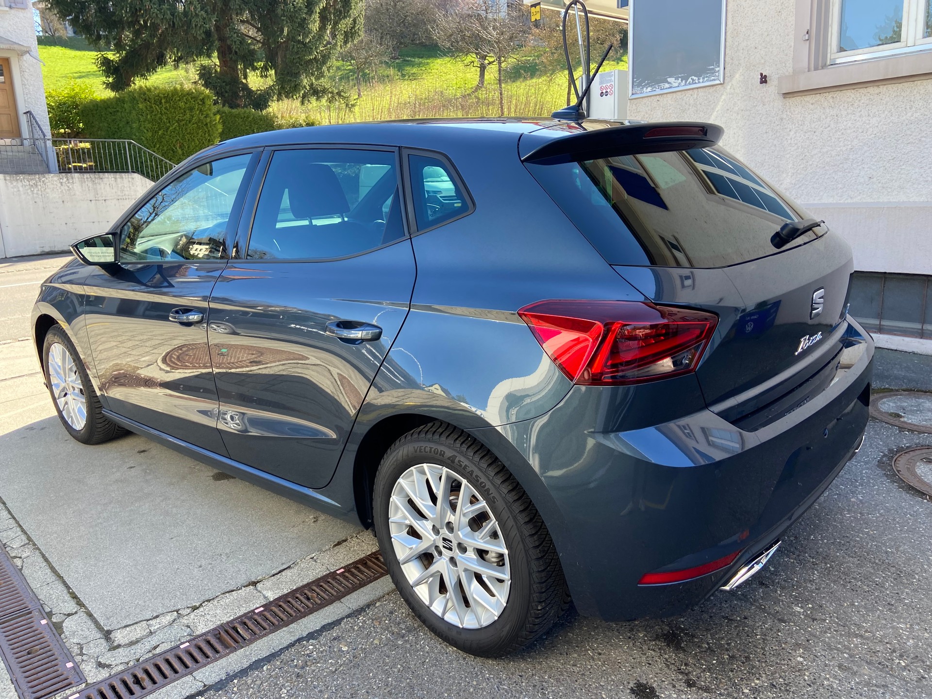 SEAT Ibiza 1.0 EcoTSI FR DSG-image-3