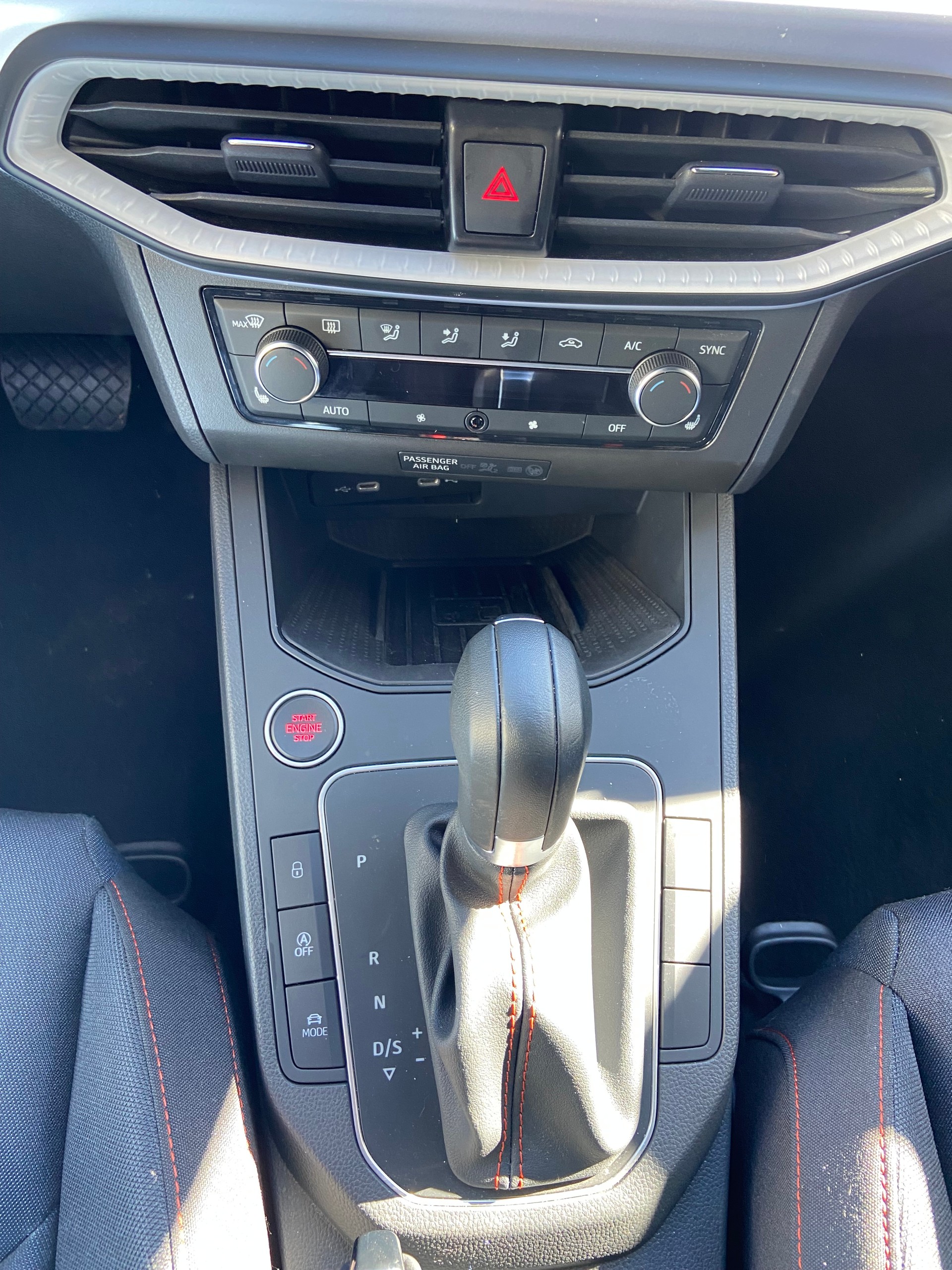 SEAT Ibiza 1.0 EcoTSI FR DSG-image-10