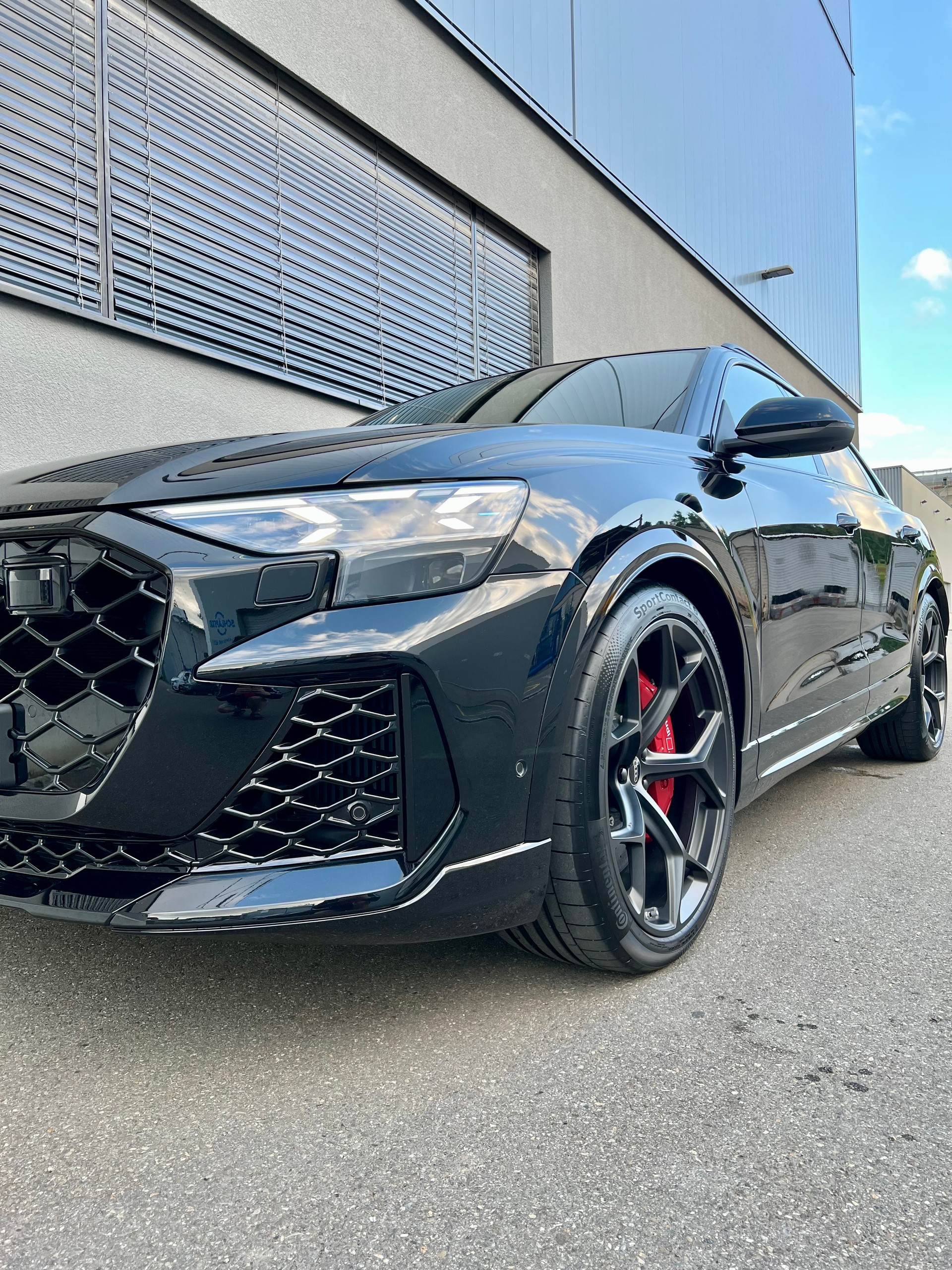 AUDI RSQ8 performance quattro-image-18