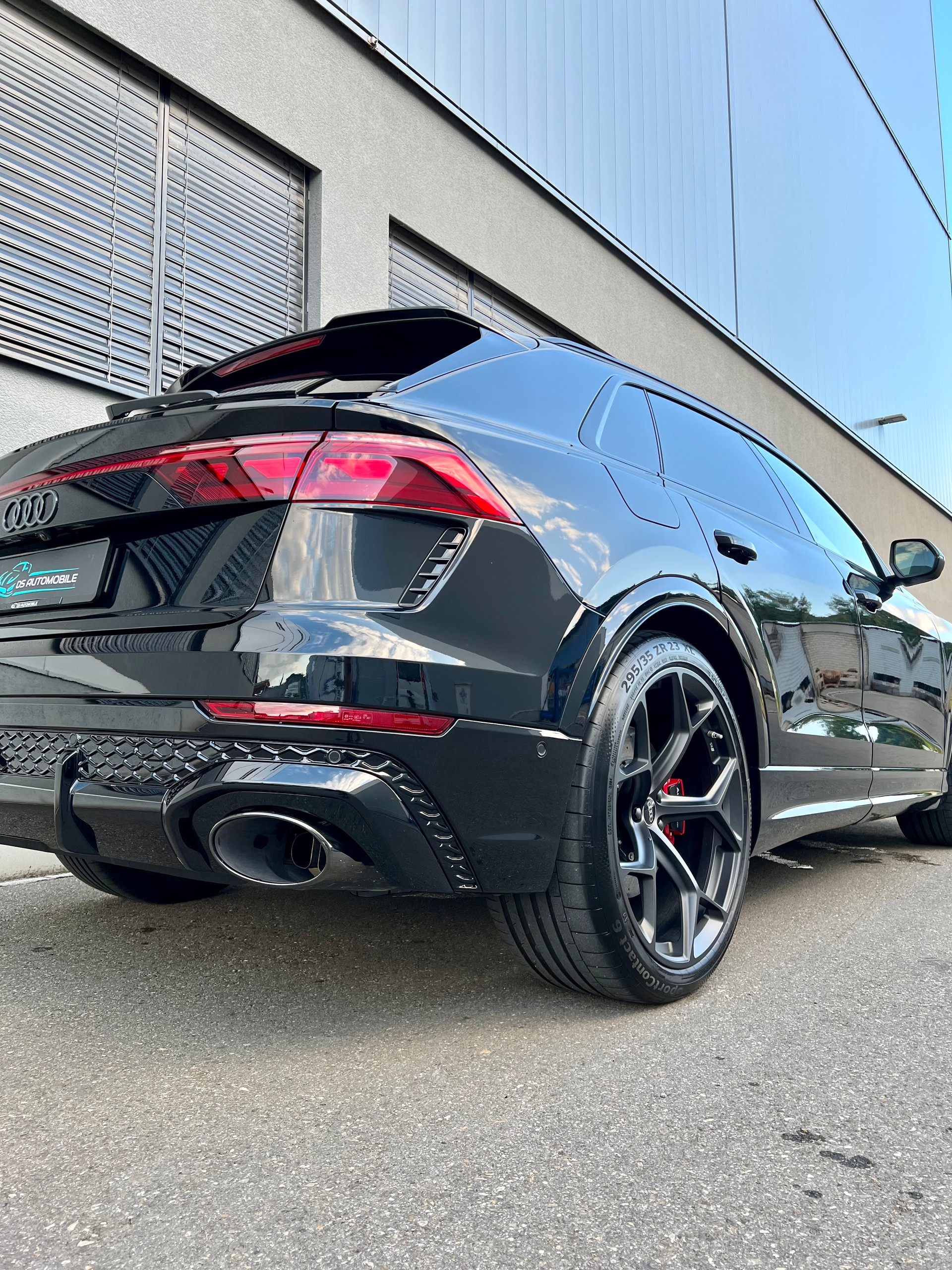 AUDI RSQ8 performance quattro-image-19