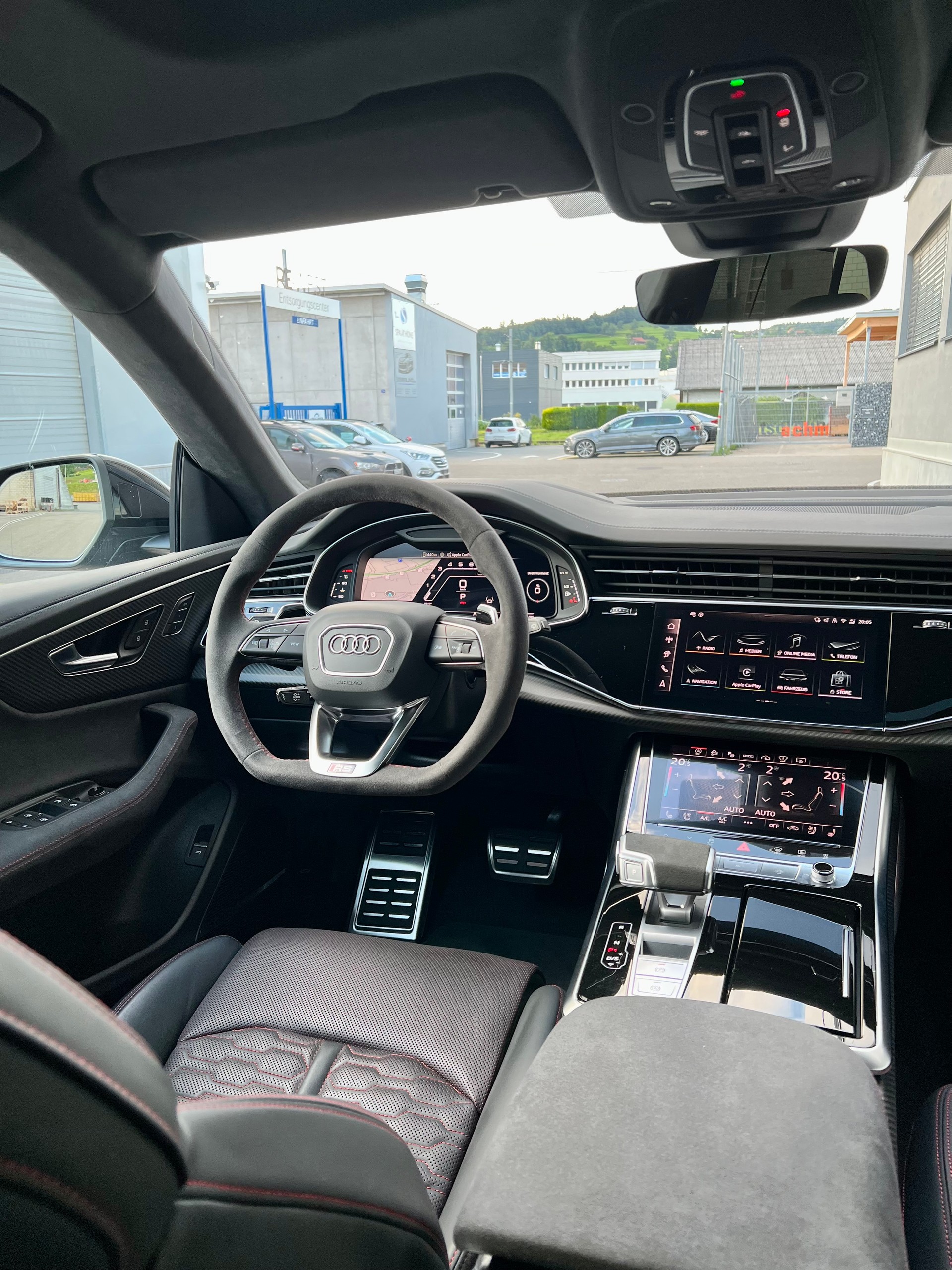 AUDI RSQ8 performance quattro-image-16