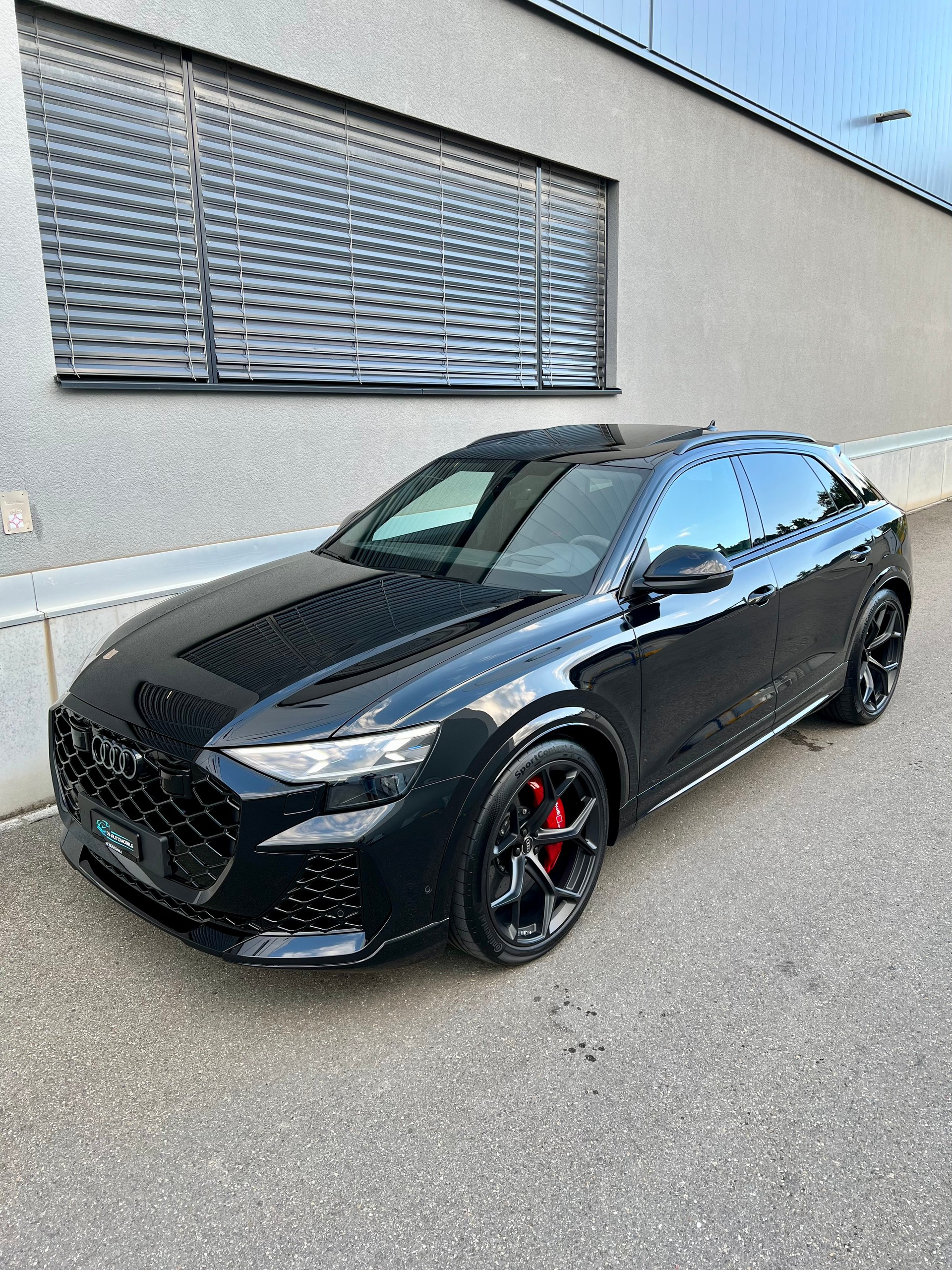 AUDI RSQ8 performance quattro-image-20