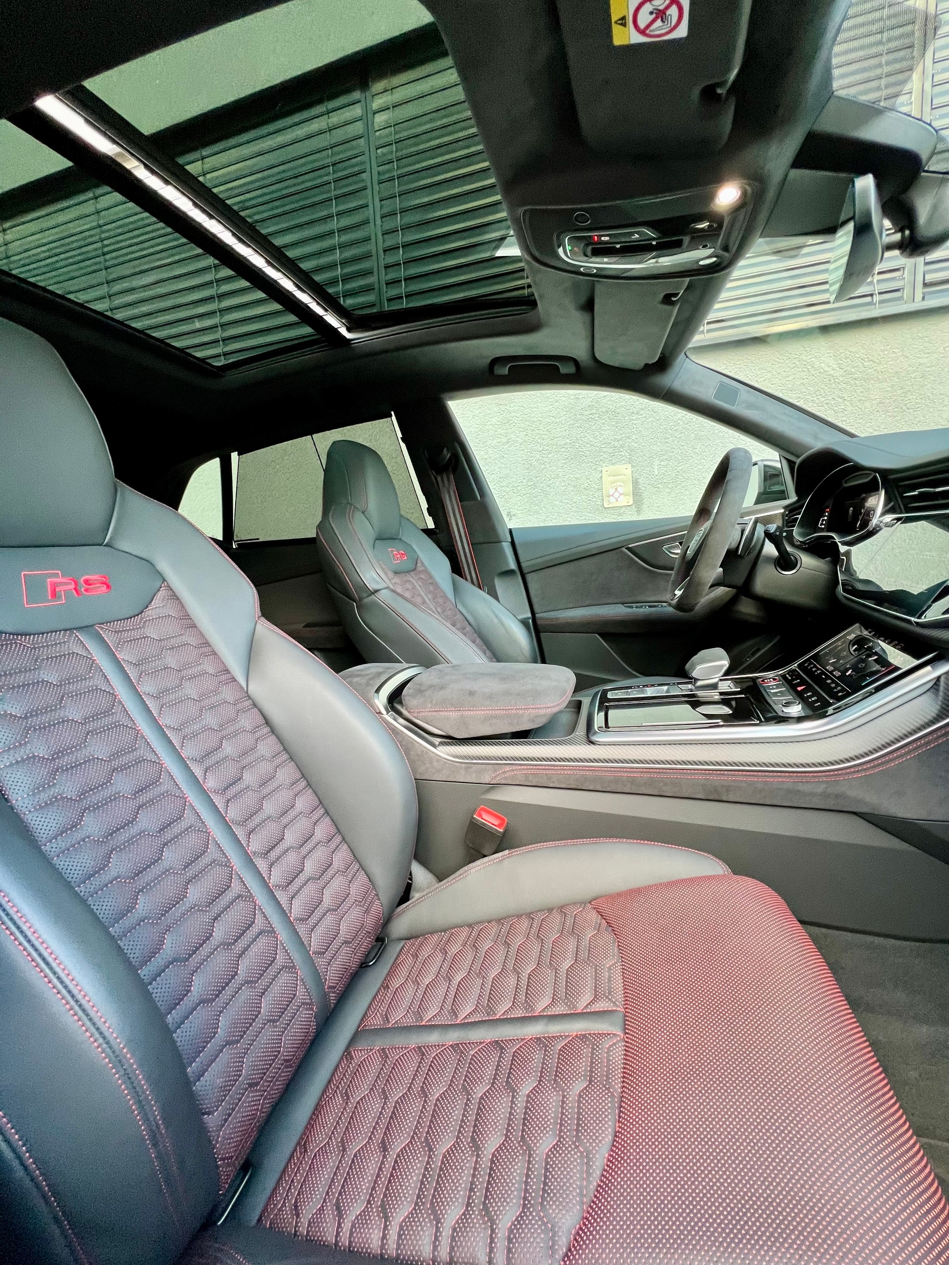 AUDI RSQ8 performance quattro-image-10