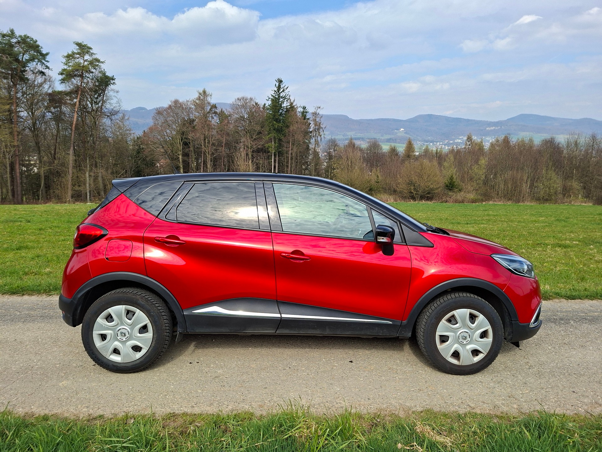 RENAULT Captur 1.2 T 16V Intens-image-4