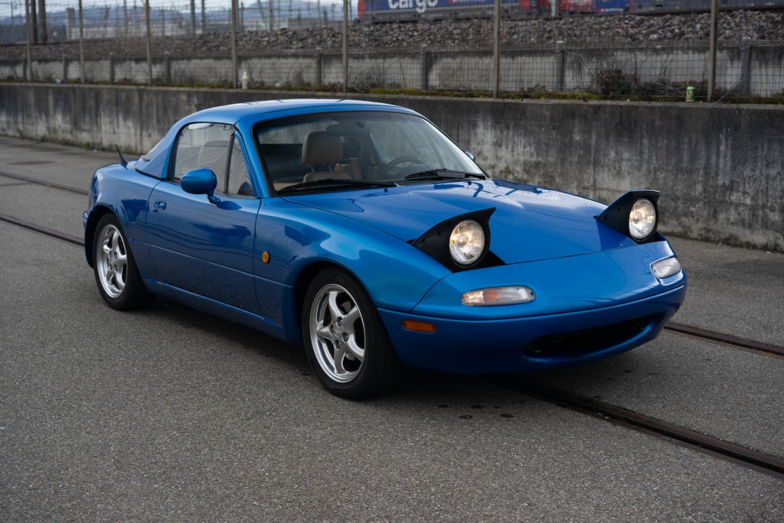 MAZDA MX-5 1.6i-16