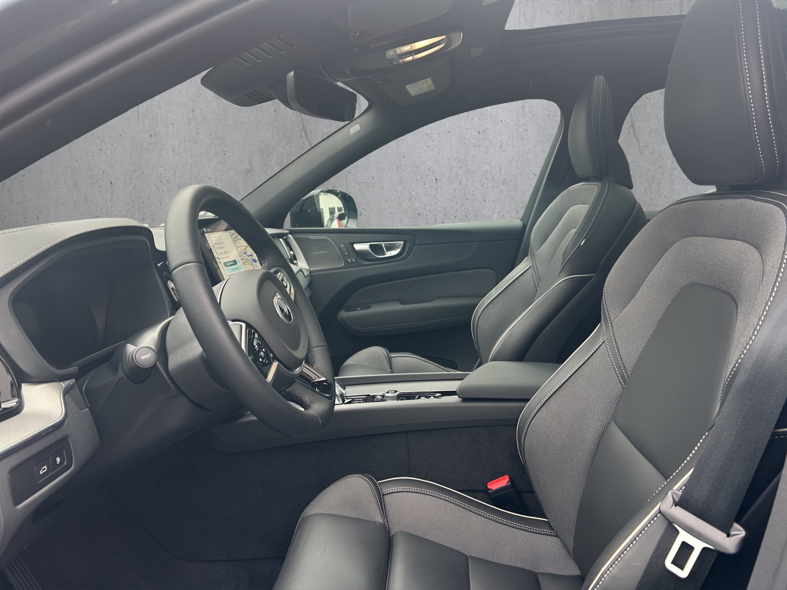 Image VOLVO XC60 XC60 T6 eAWD PluginHybrid Black Edition Geartronic