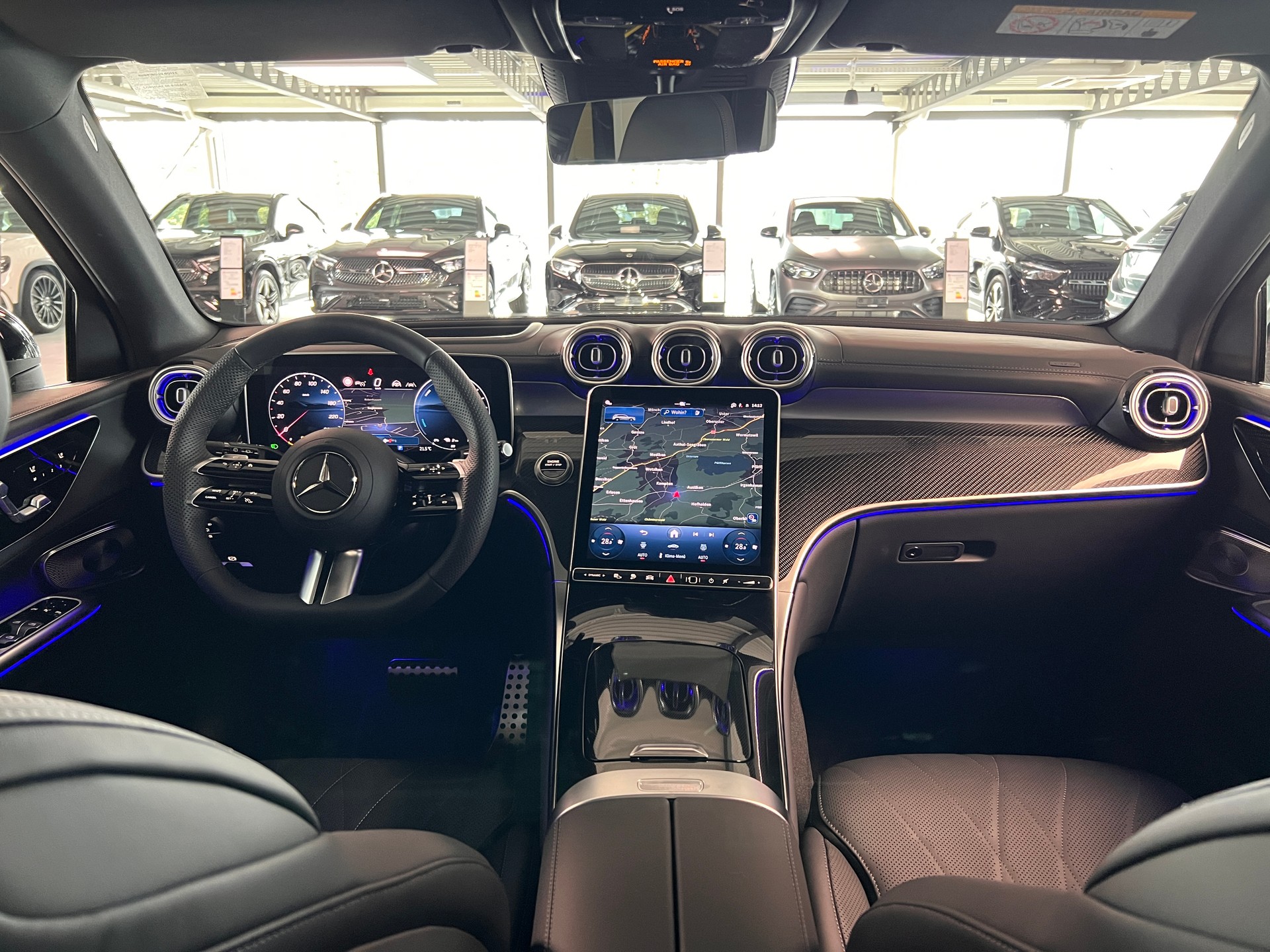 MERCEDES-BENZ GLC 400 e 4Matic EQ Star 9G-Tronic-image-11