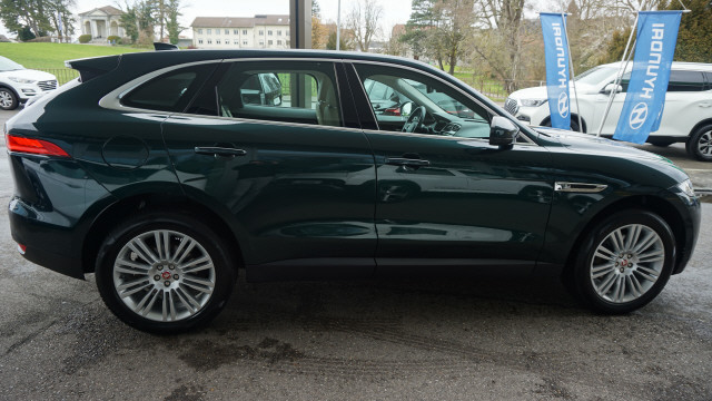 JAGUAR F-Pace 3.0 TD Prest. AWD-showroom-element-3