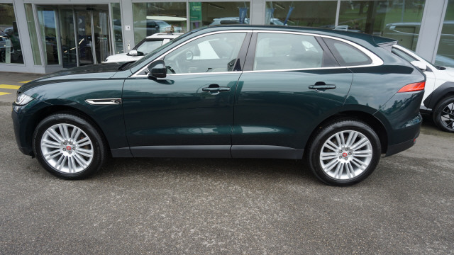 JAGUAR F-Pace 3.0 TD Prest. AWD-image-2