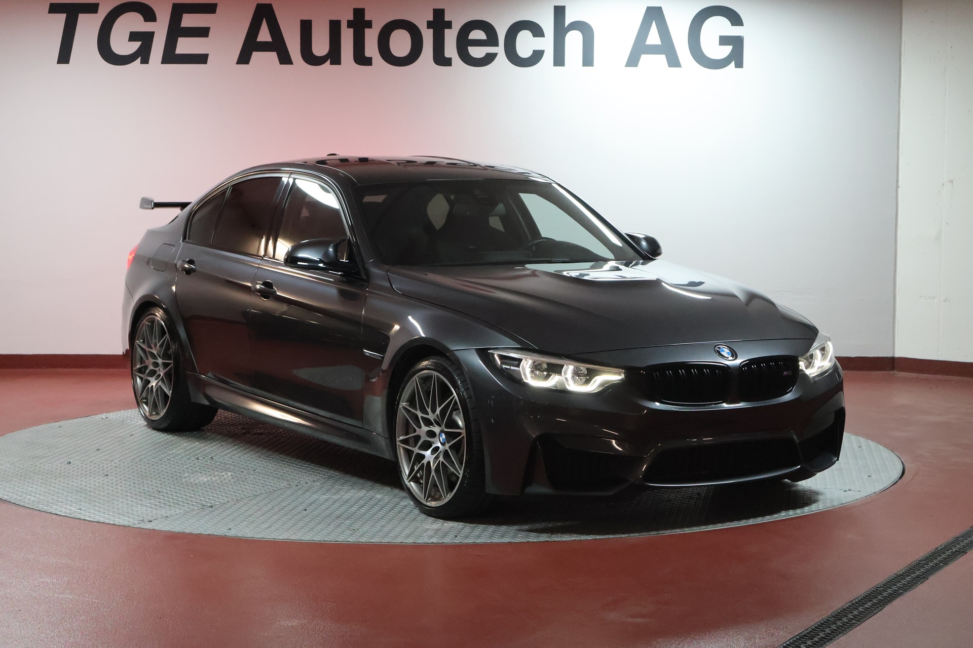 BMW M3 Competition-image-2