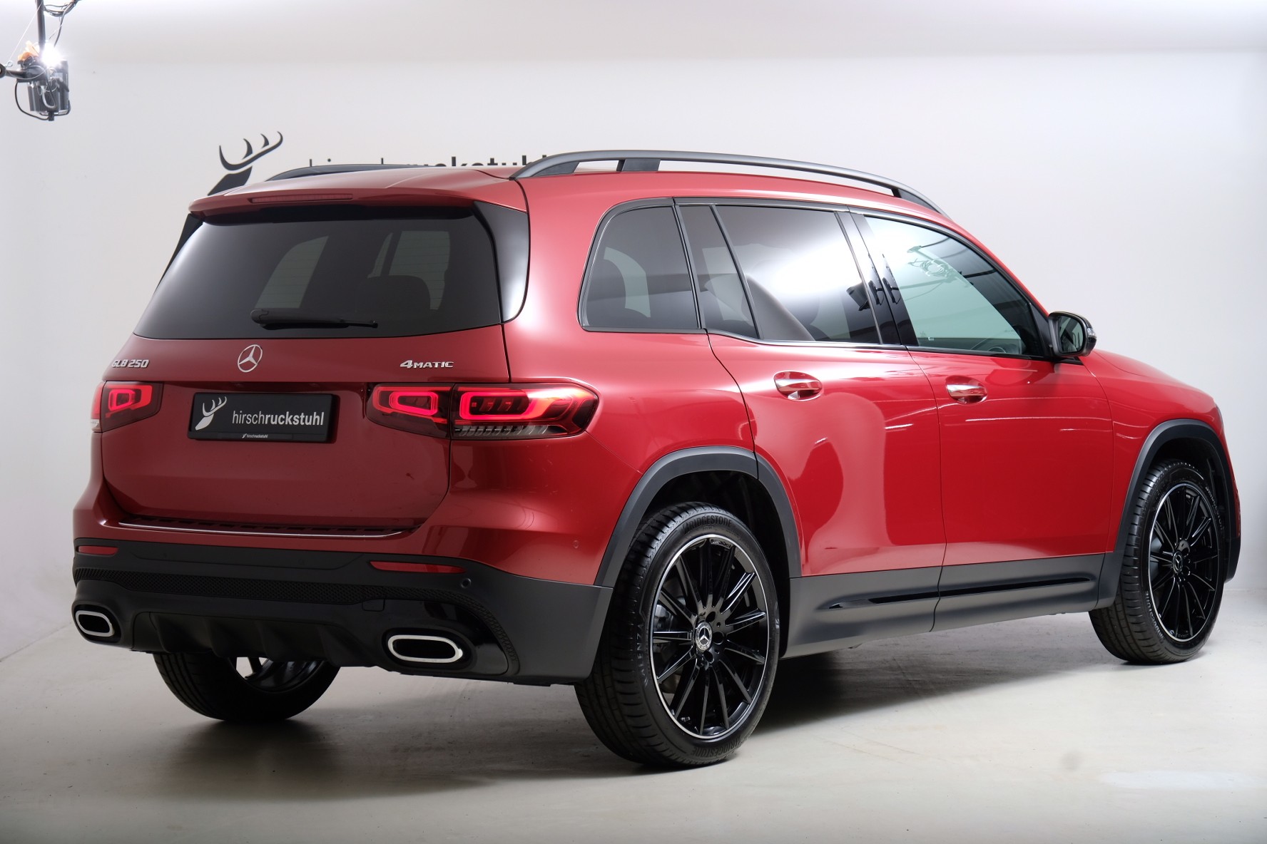 MERCEDES-BENZ GLB 250 4Matic AMG Line 8G-Tronic-image-2