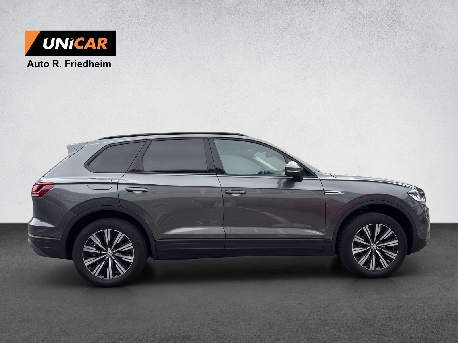 VW Touareg 3.0 TDI Basic Tiptronic-image-7