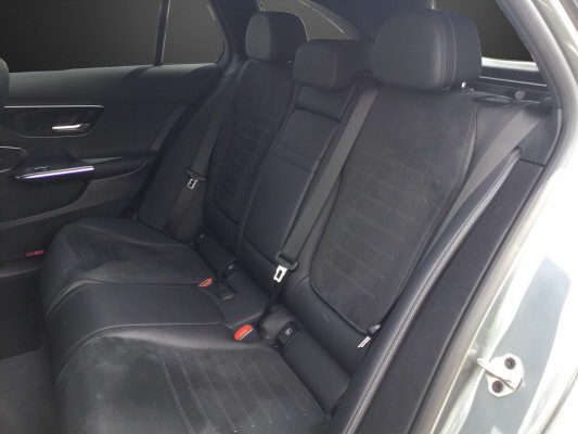 MERCEDES-BENZ C 200 T AMG Line-image-9