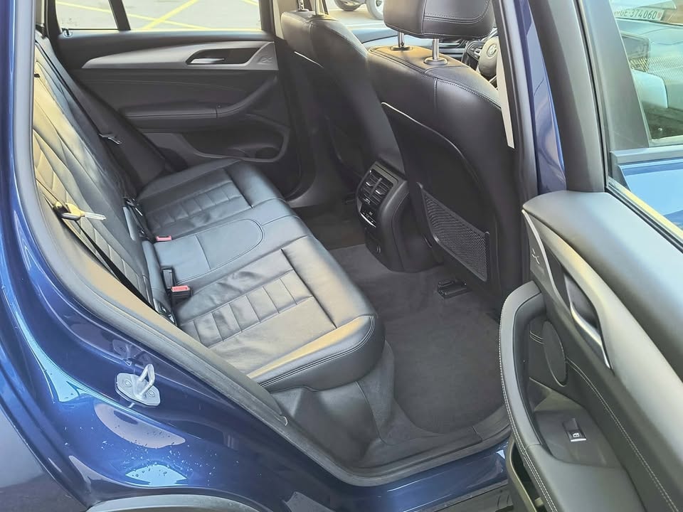 BMW X3 xDrive 20i Steptronic-image-10