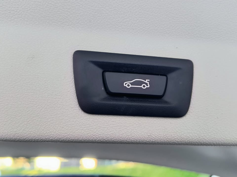BMW X3 xDrive 20i Steptronic-image-13