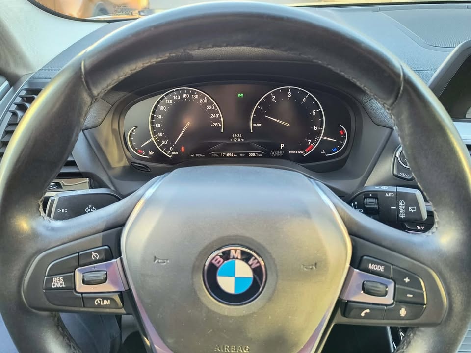 BMW X3 xDrive 20i Steptronic-image-11