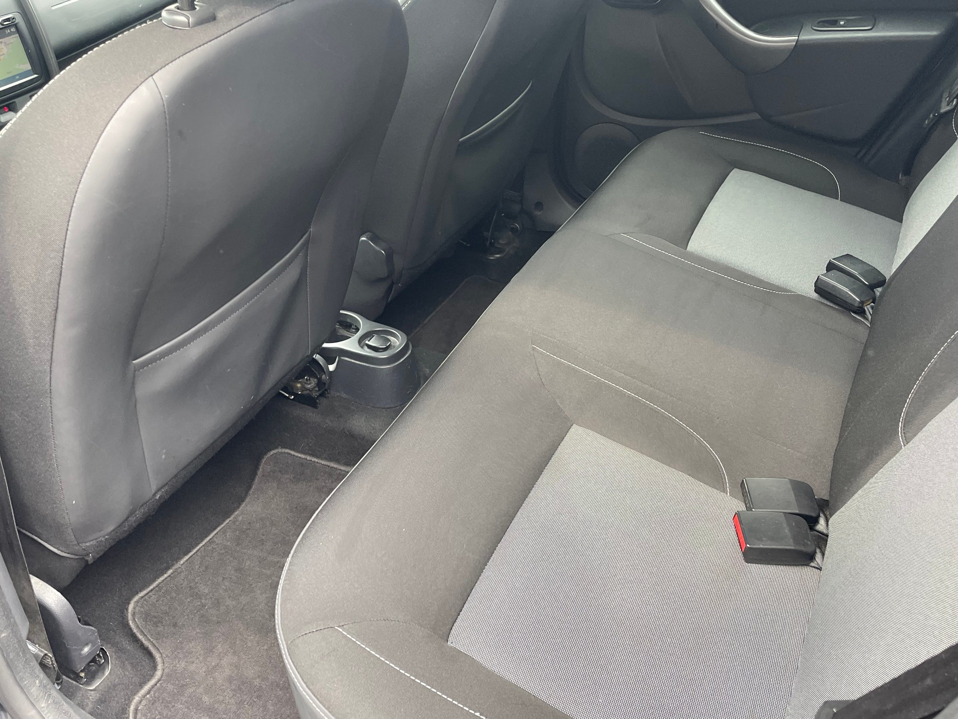 DACIA Duster 1.5 dCi Privilège 4x4-image-3