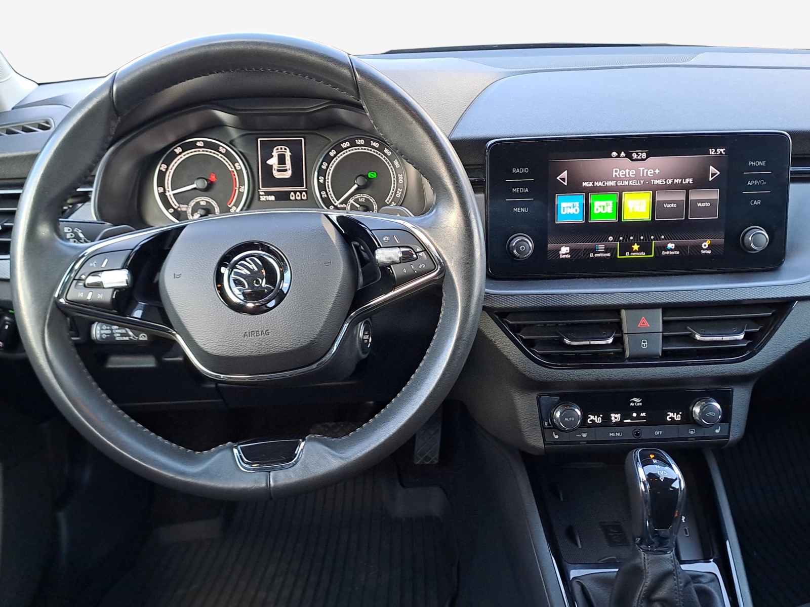 SKODA Kamiq 1.5 TSI Fresh DSG-image-8