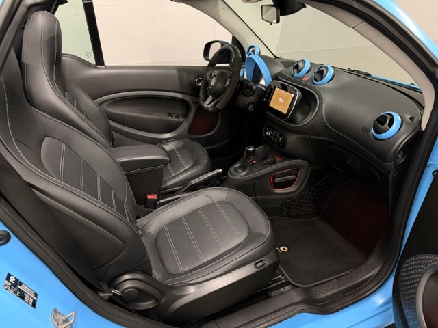 SMART fortwo Cabrio Brabus Edition twinmatic 110 HP-image-20