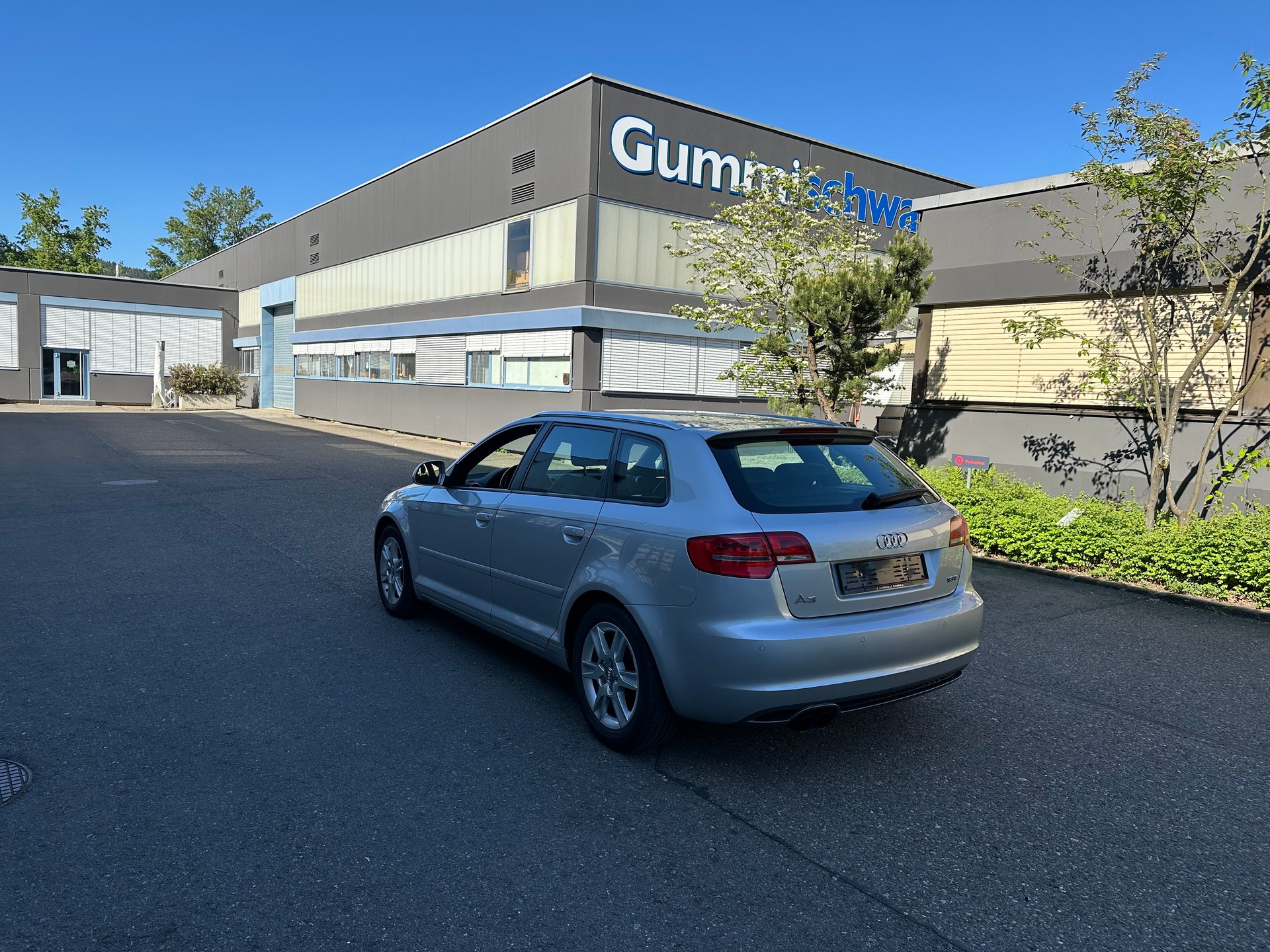 AUDI A3 Sportback 1.8 TFSI S- Line S-tronic-image-9