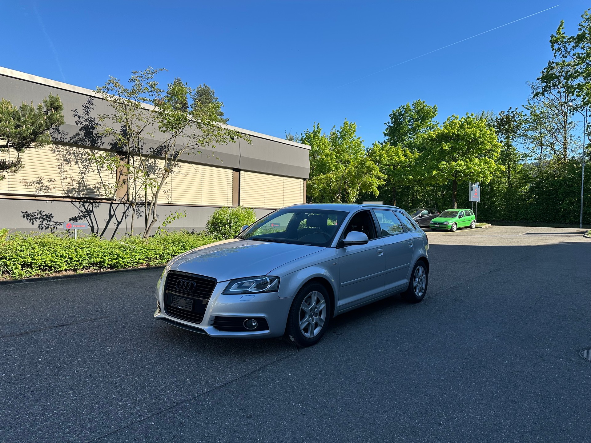 AUDI A3 Sportback 1.8 TFSI S- Line S-tronic-image-10