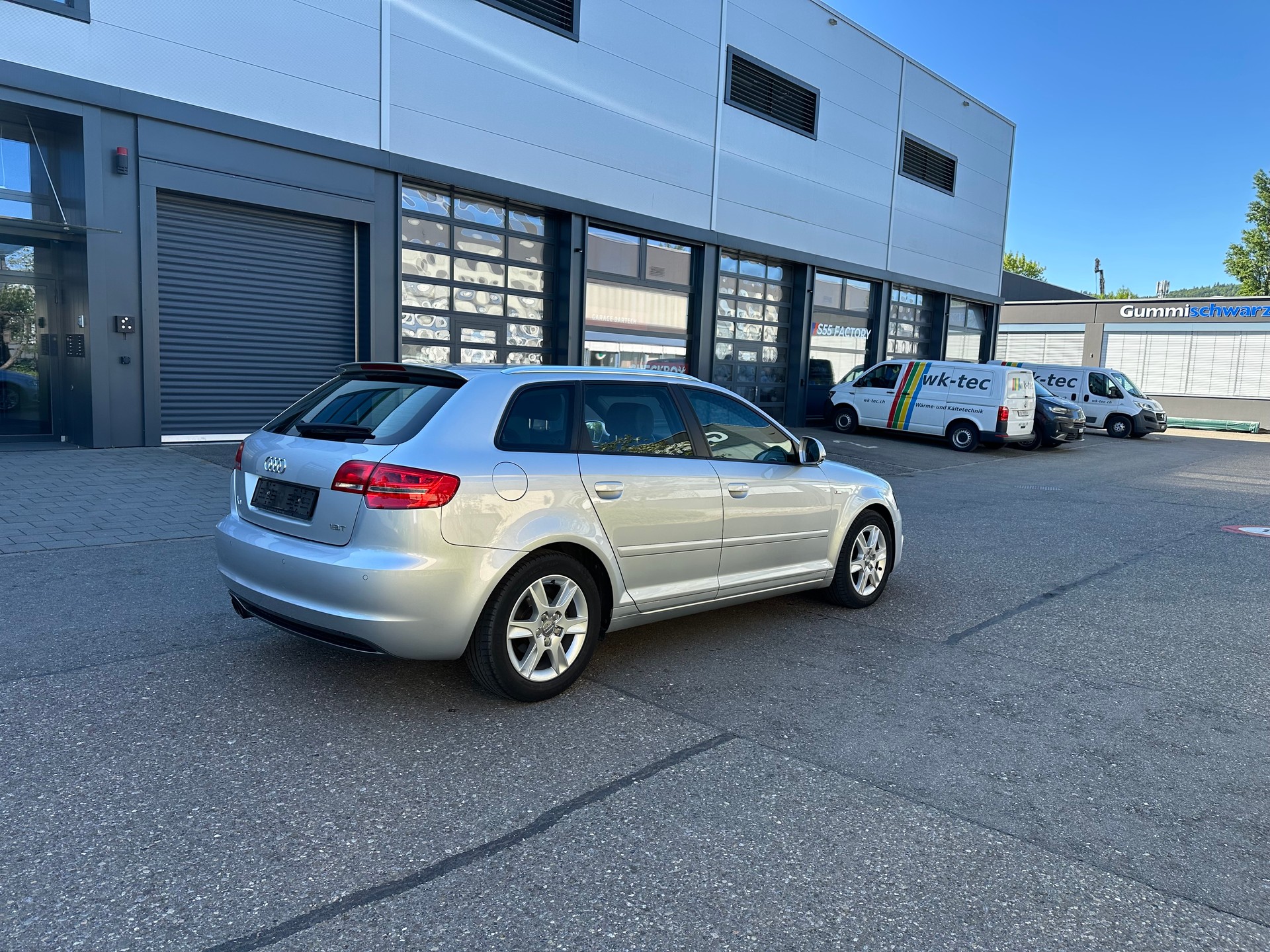 AUDI A3 Sportback 1.8 TFSI S- Line S-tronic-image-7