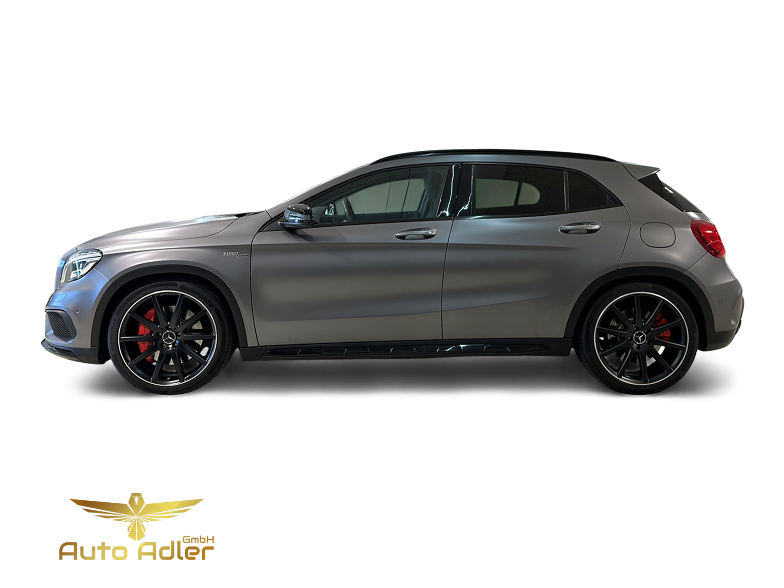 MERCEDES-BENZ GLA 45 AMG 4Matic 7G-DCT-showroom-element-3