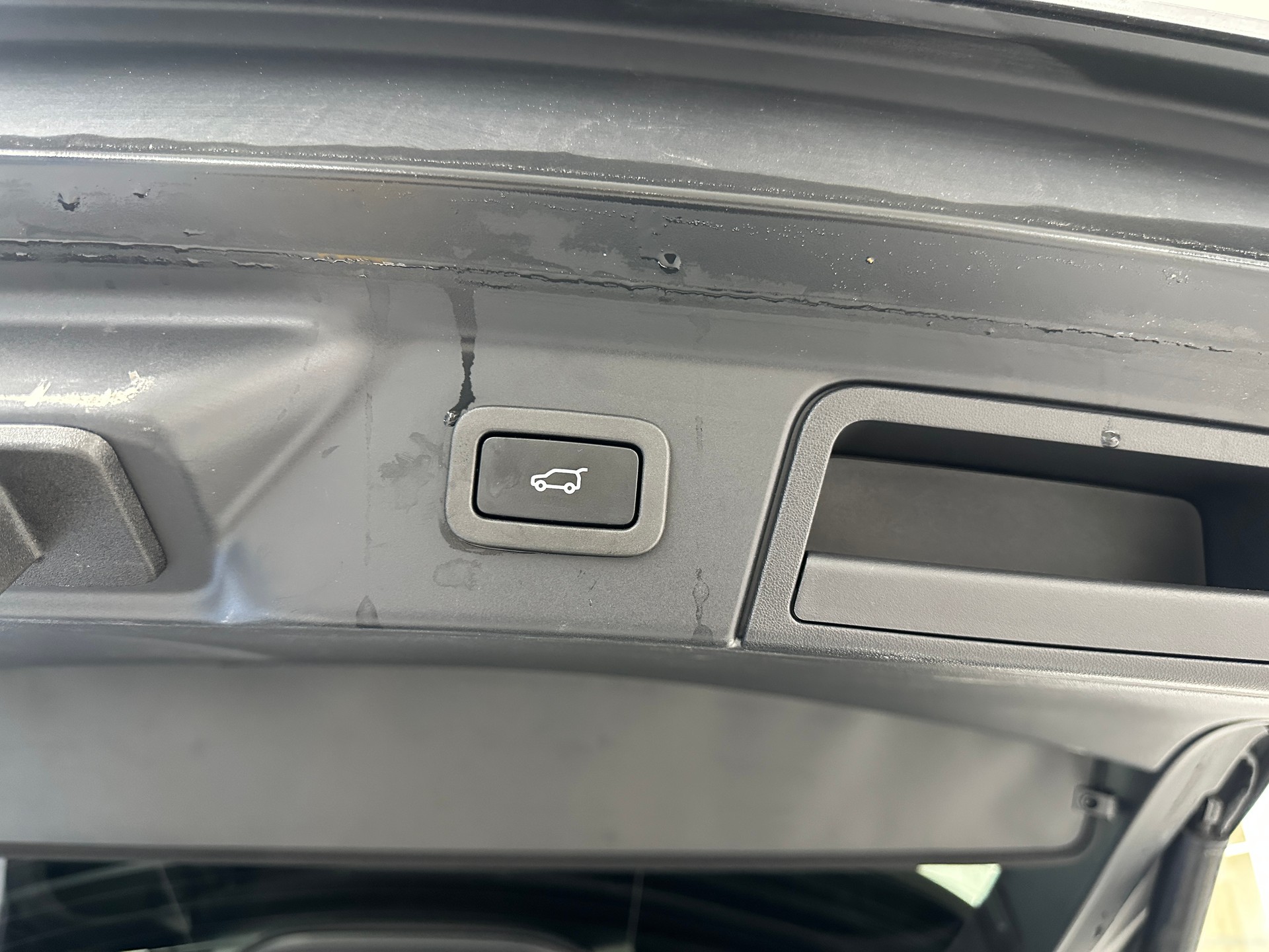 LAND ROVER Range Rover Velar R-Dynamic P 250 SE Automatic-image-12