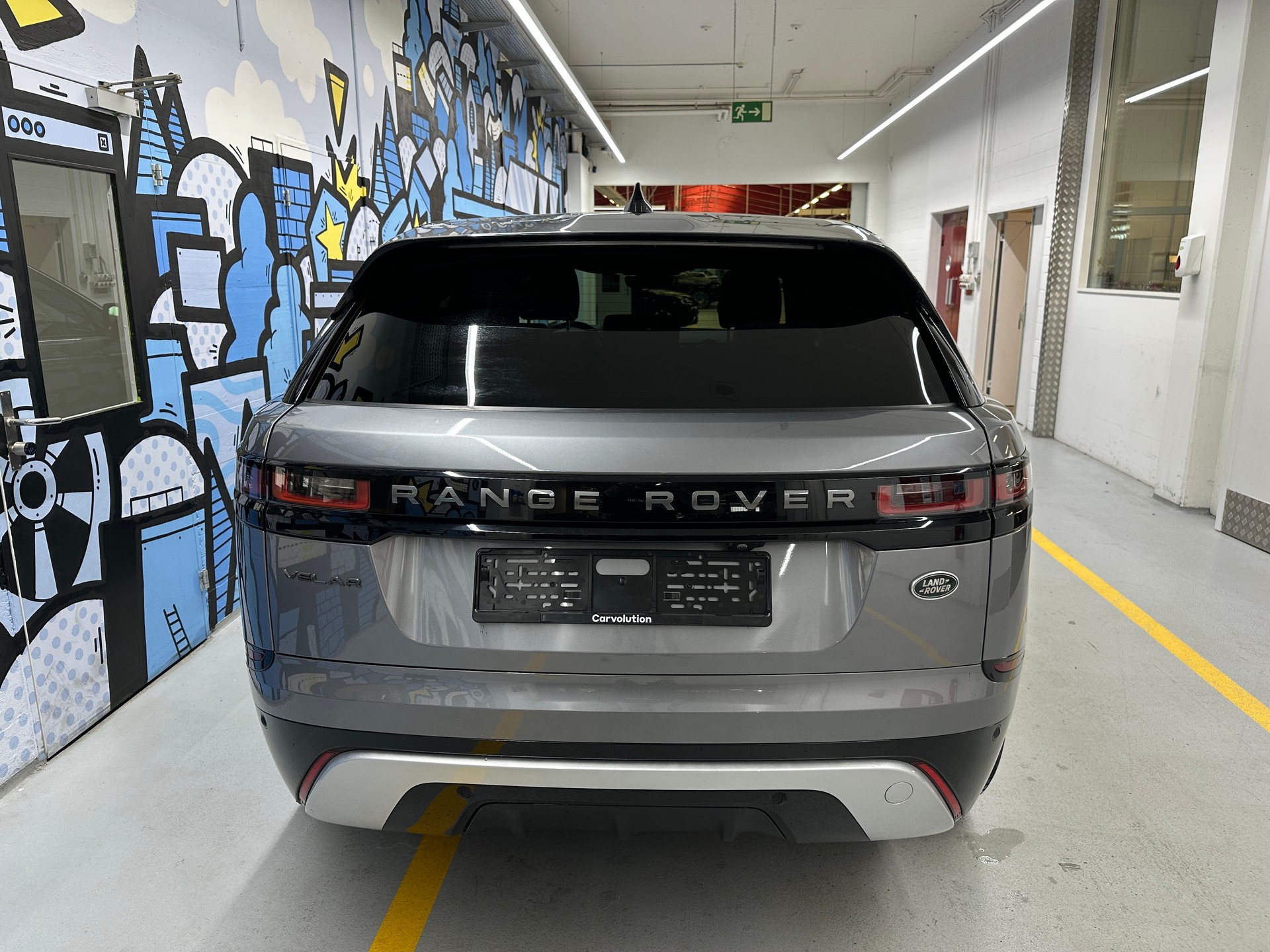LAND ROVER Range Rover Velar R-Dynamic P 250 SE Automatic-image-4