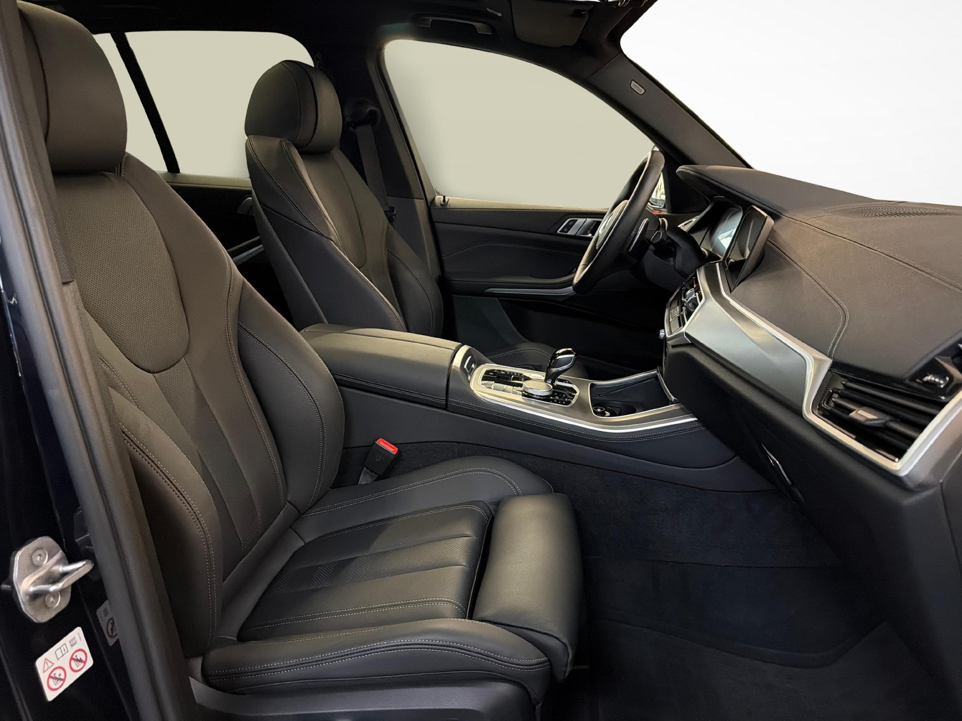 BMW X5 30d xDrive SAG-image-11
